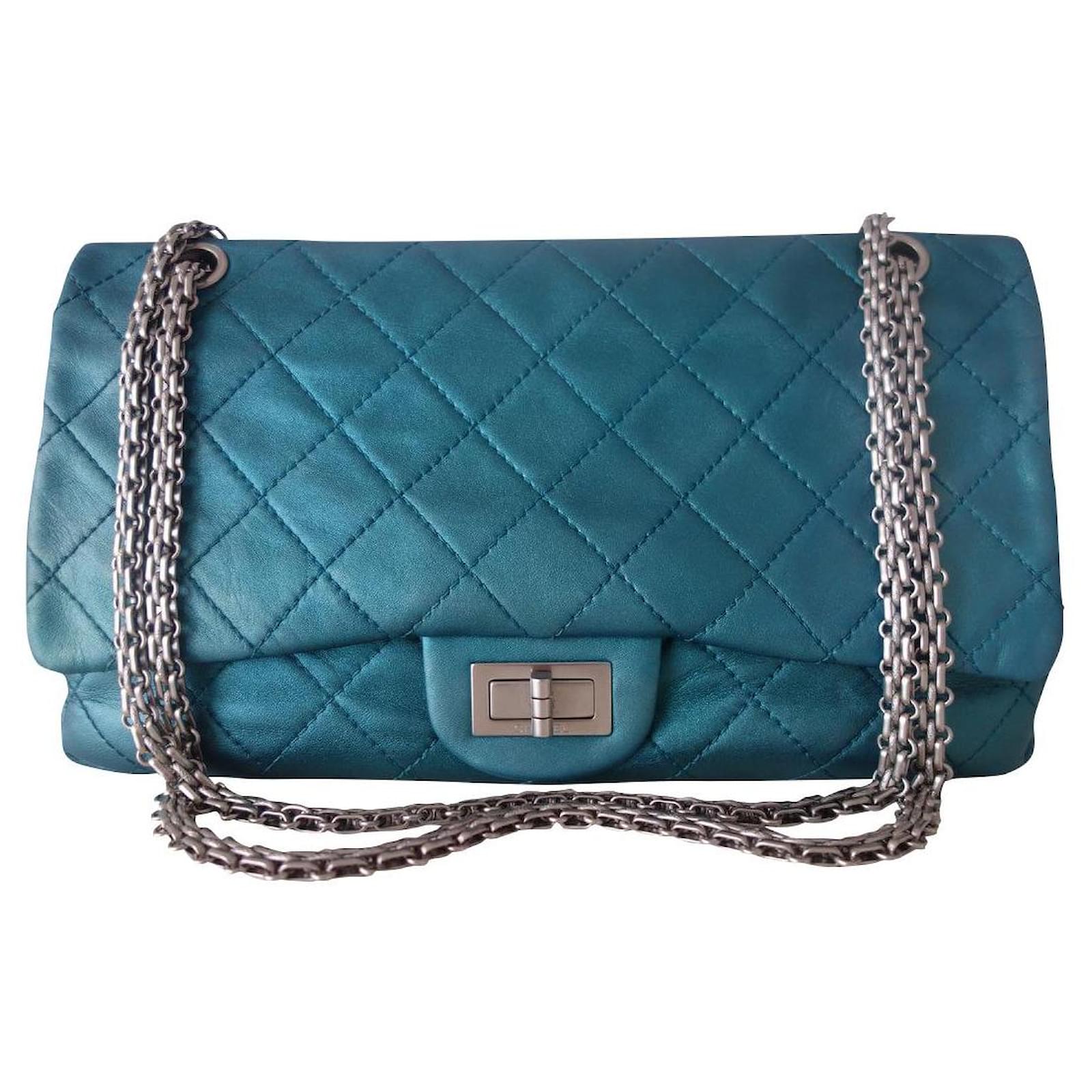 Chanel Bag 2.55 maxi Turquoise Leather ref.353006 - Joli Closet
