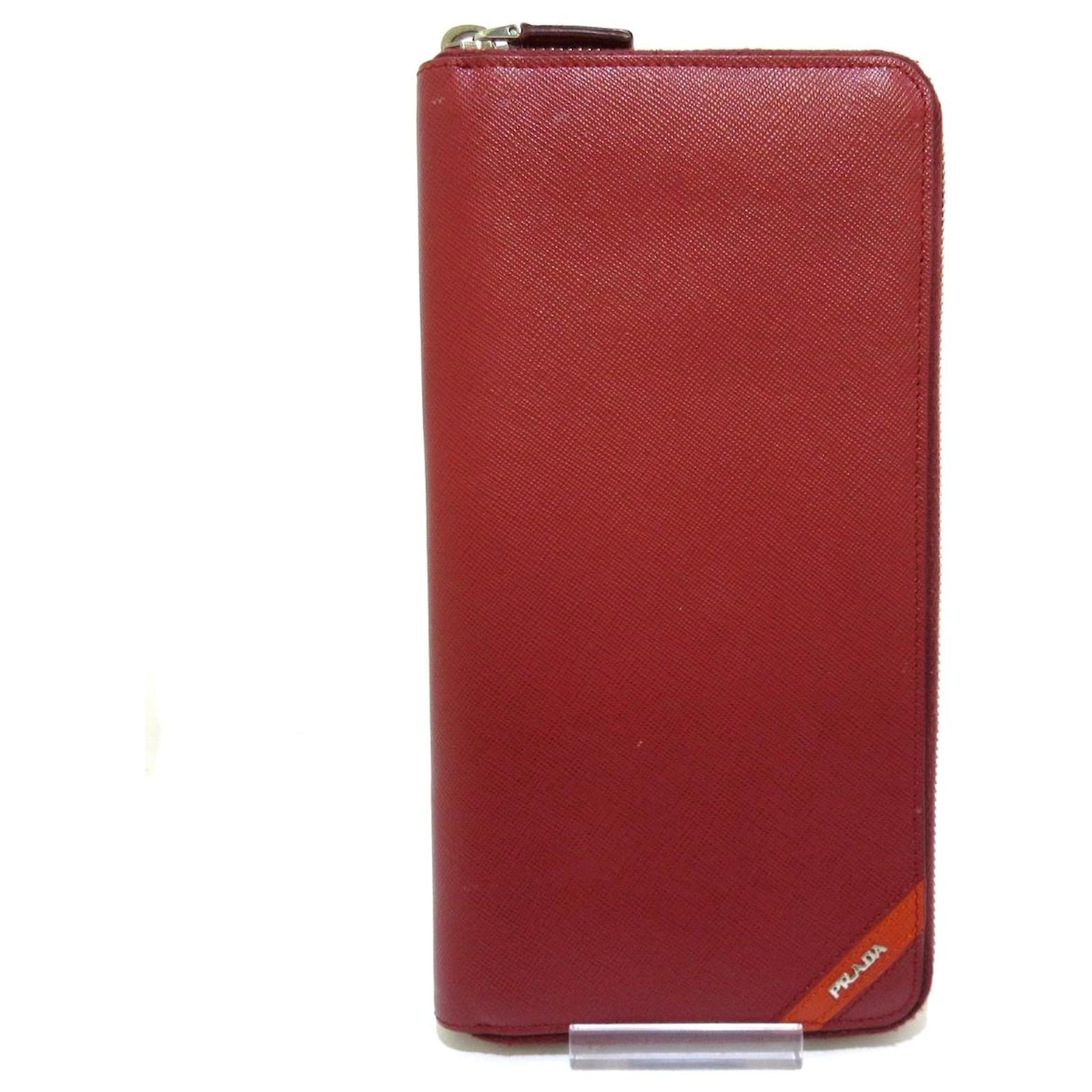 PRADA wallet Red Leather ref.353403 Joli Closet