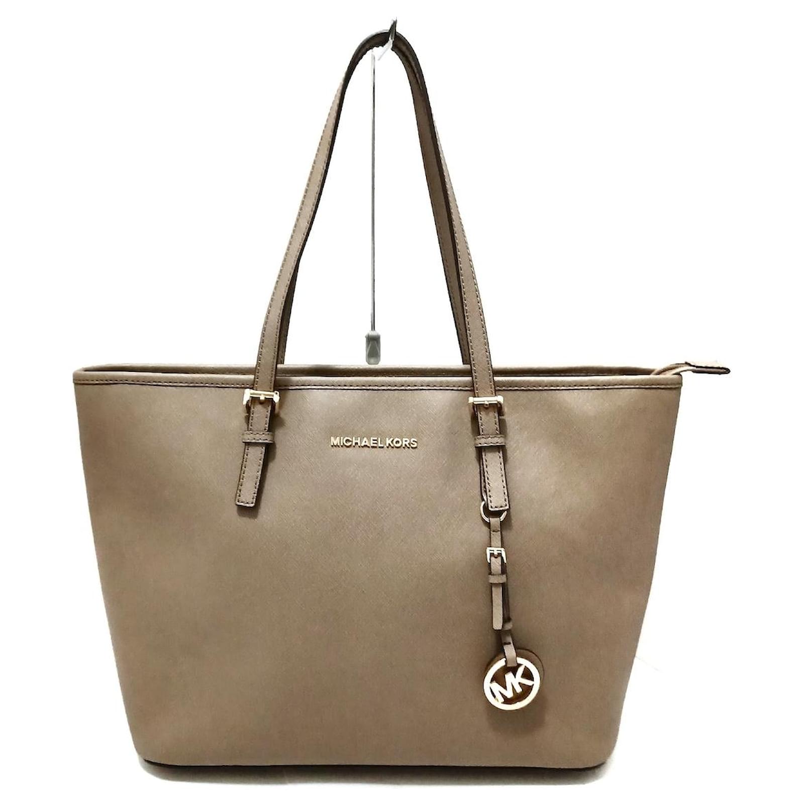 michael kors beige shoulder bag