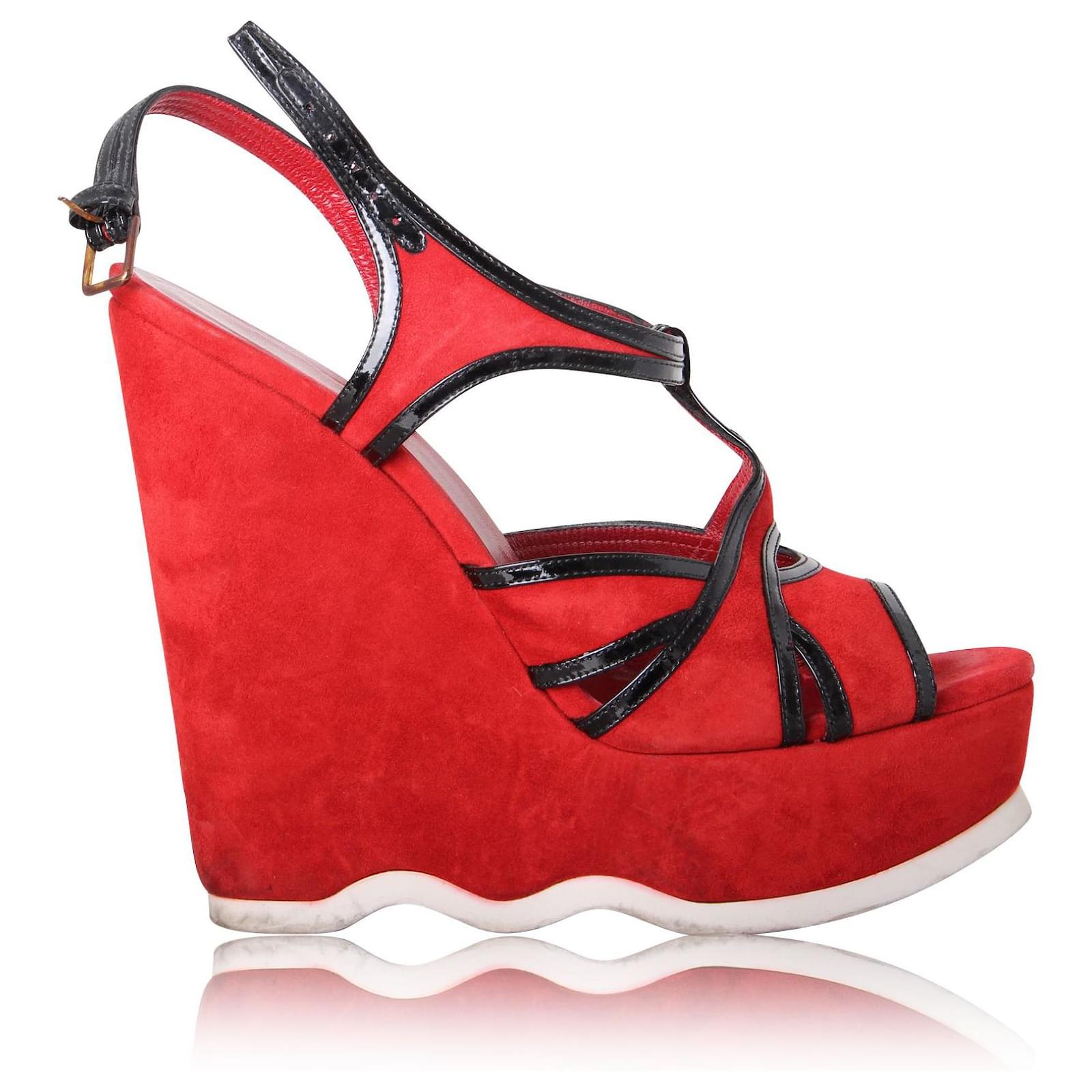 Yves Saint Laurent Riviera Slingback Wedge in Red Suede and Black ...