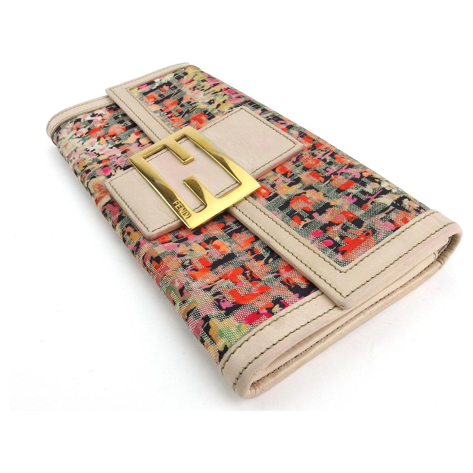 used fendi wallet