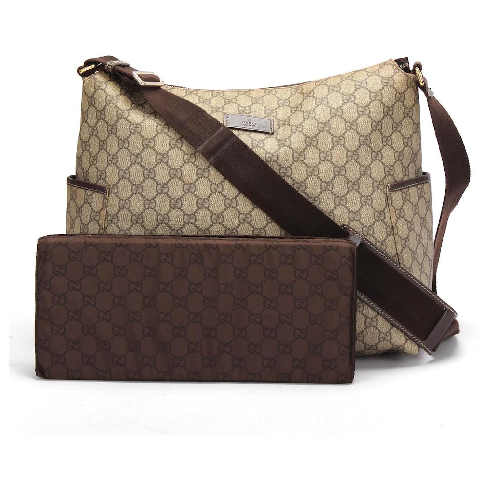 Gucci Travel bag Beige Cloth ref.358527 Joli Closet