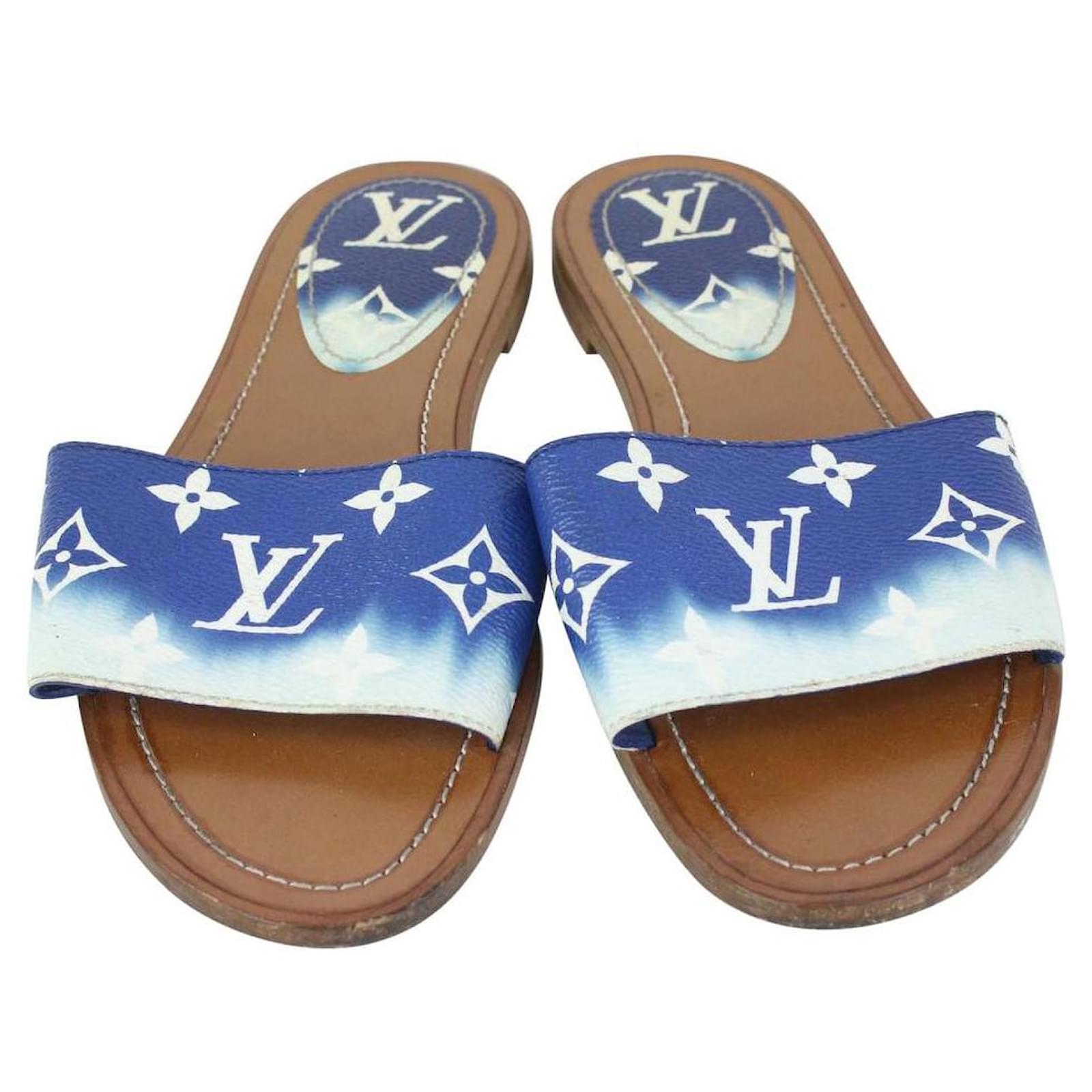 Ancient Greek Sandals Louis Vuitton Chanclas azules monograma Escale Lock It para mujer ref.359456 - Closet