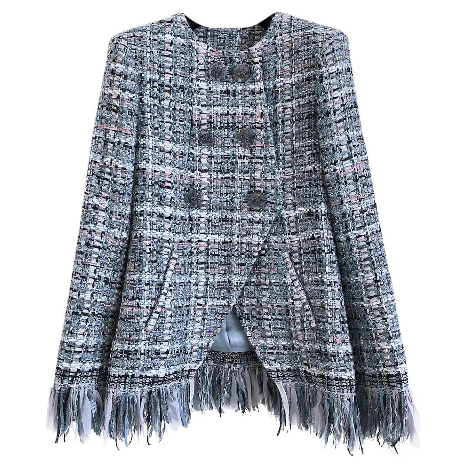 Chanel 9K$ New Paris/Cosmopolite Jacket Blue Tweed ref.359567