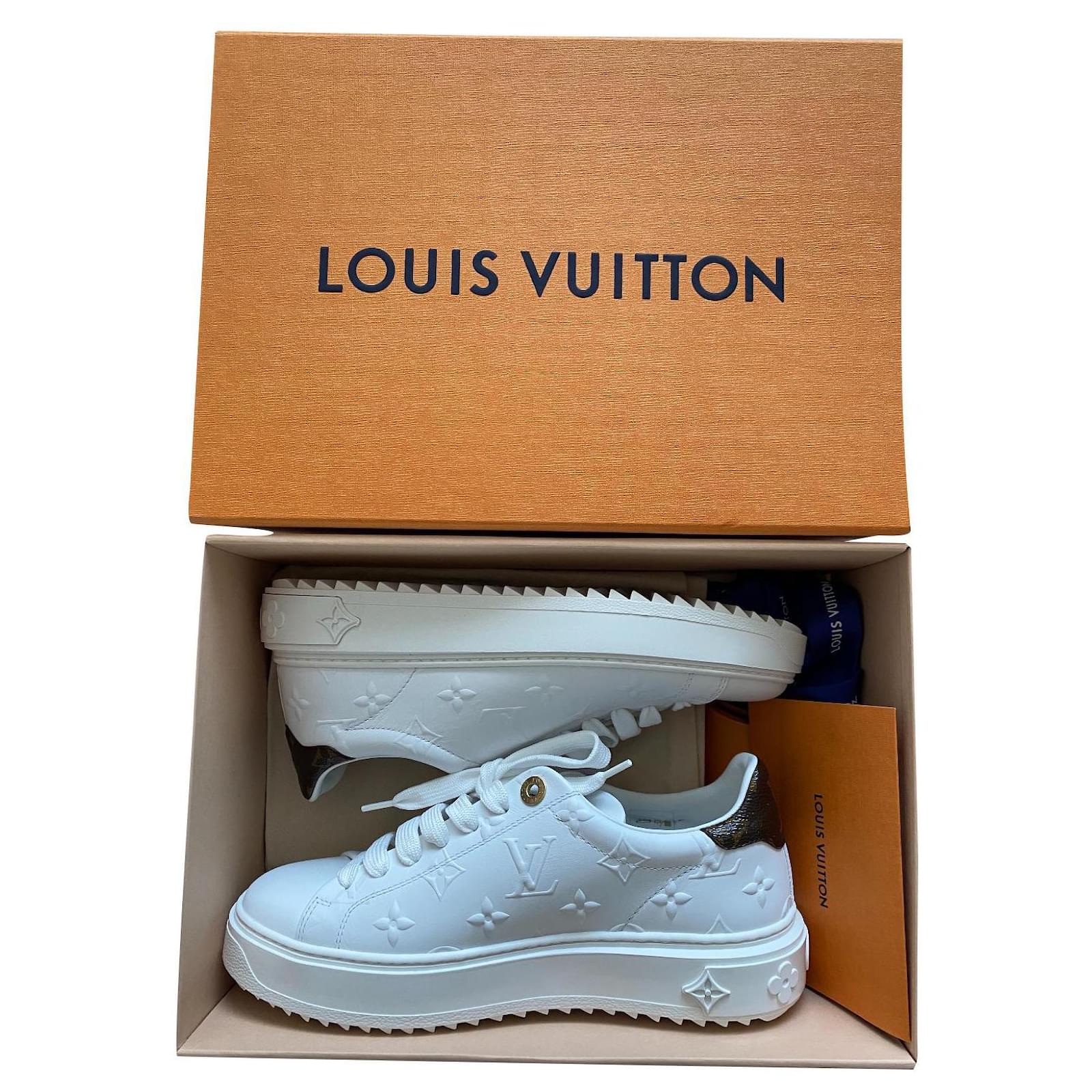 Louis Vuitton Time out sneaker White Leather Patent leather ref.359646 -  Joli Closet