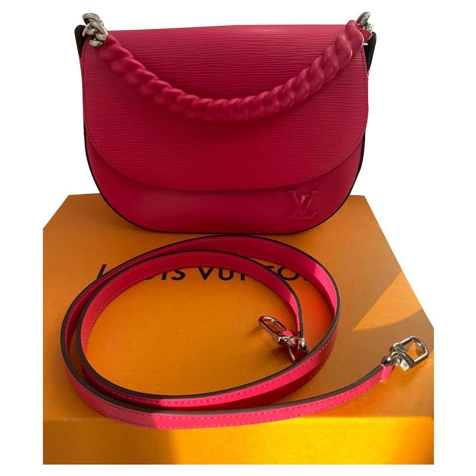 Louis Vuitton Pink Leather ref.359677 - Joli Closet