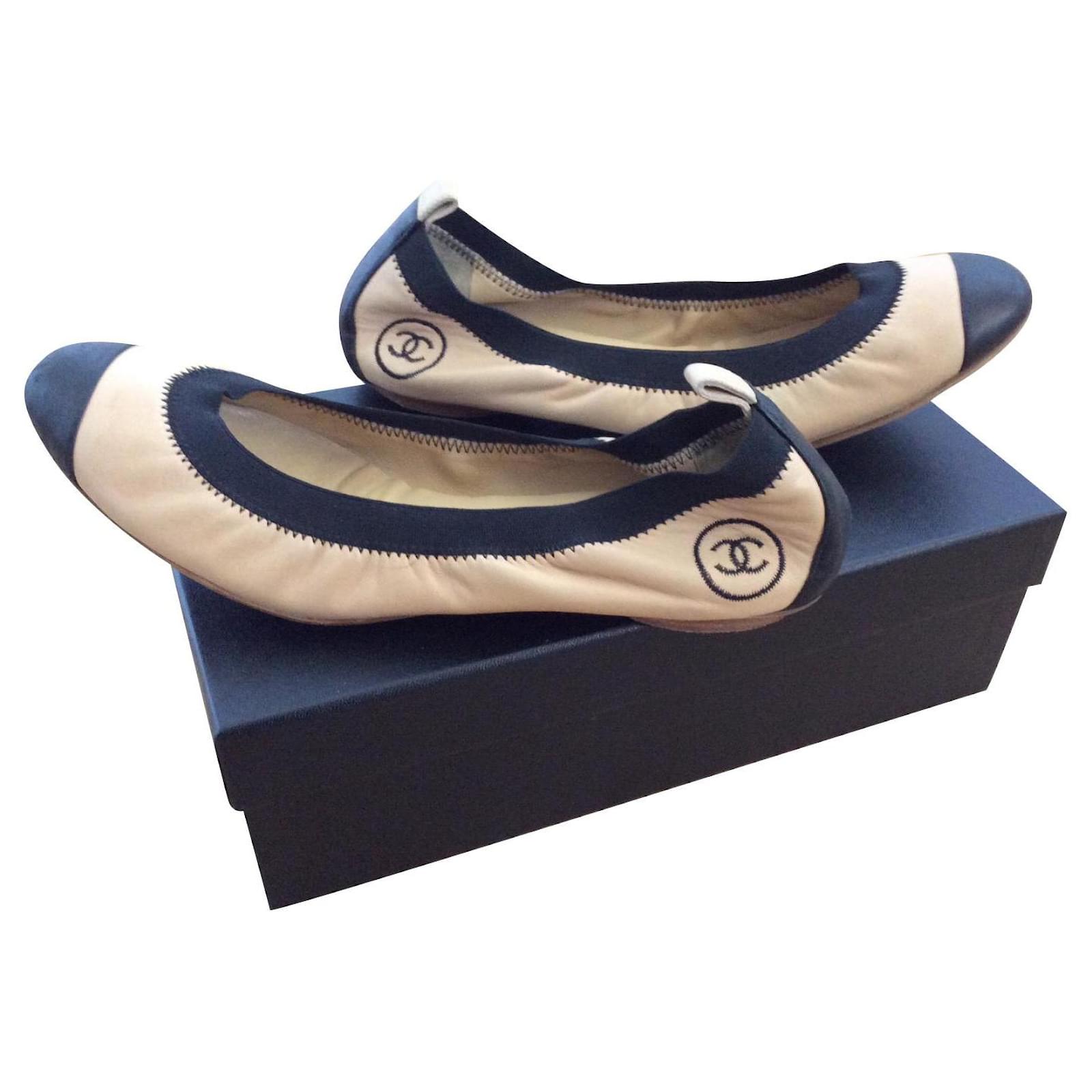 Chanel Ballet flats Beige Leather ref.361244 Joli Closet