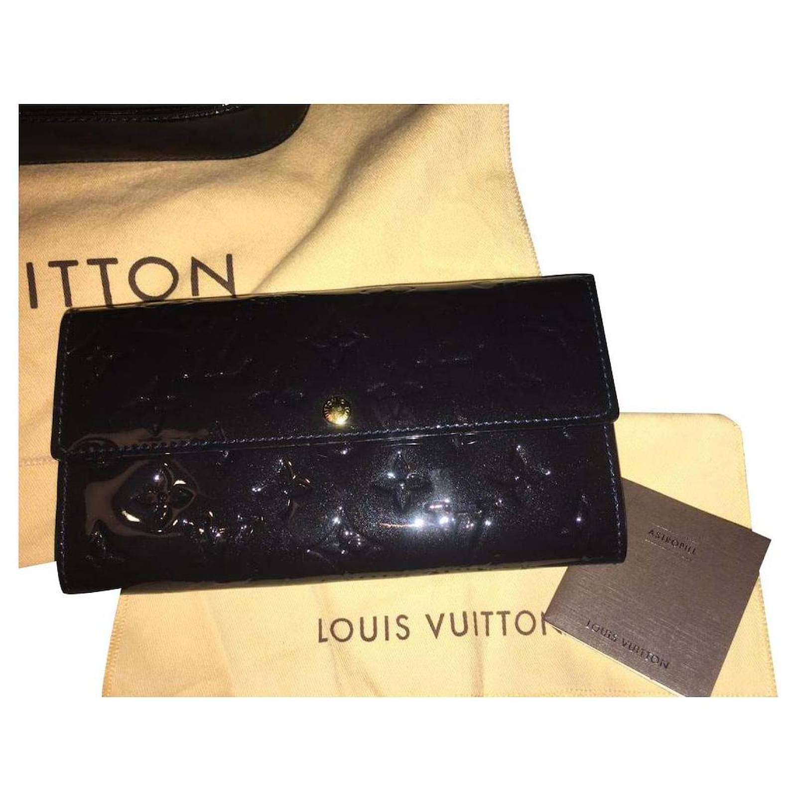 Louis Vuitton Sarah wallet in dark blue monogram patent leather
