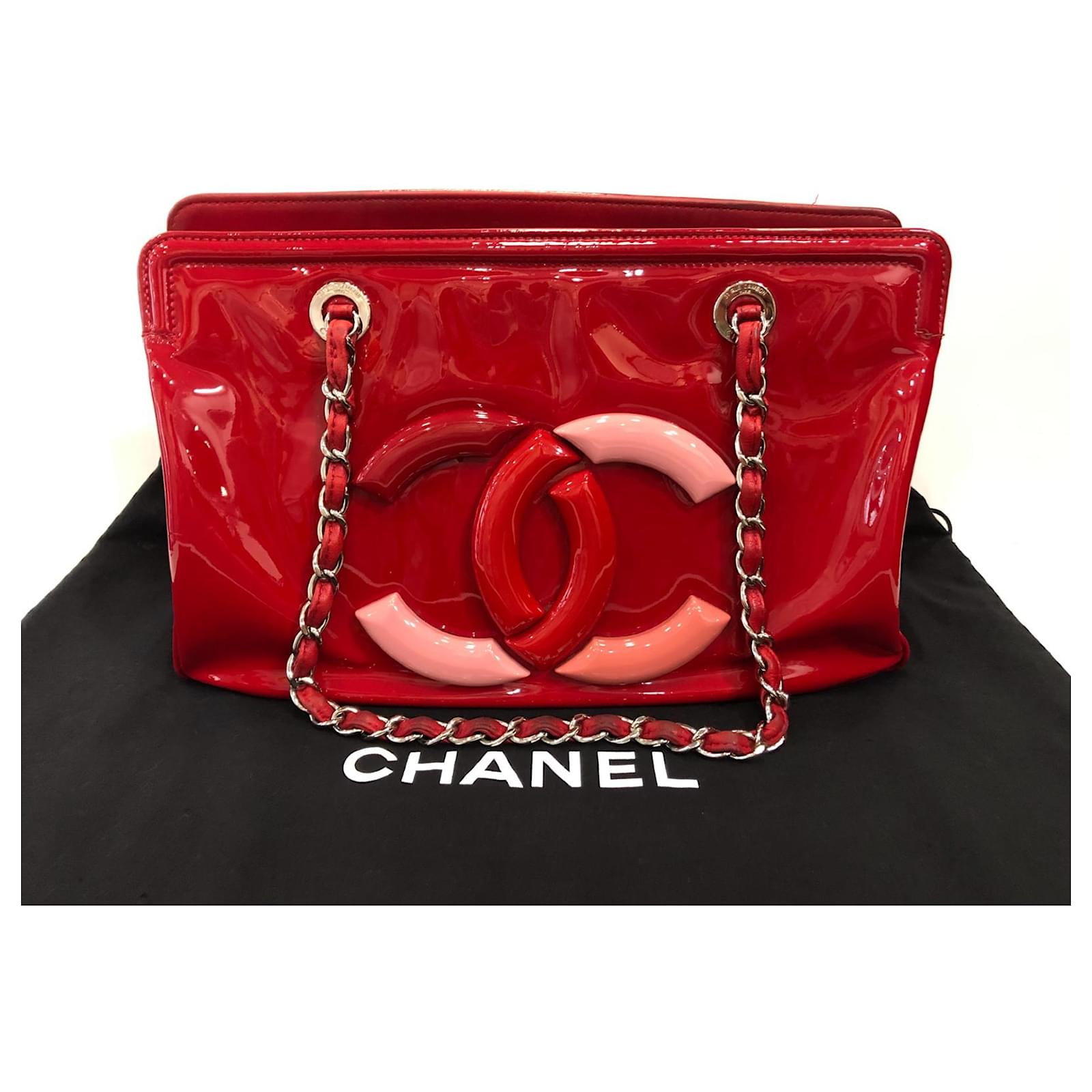 Chanel Handbags Red Patent leather ref.364699 - Joli Closet