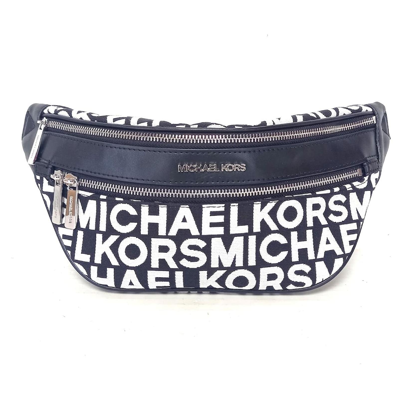 Michael Kors Clutch bag Black Cloth ref.365600 - Joli Closet