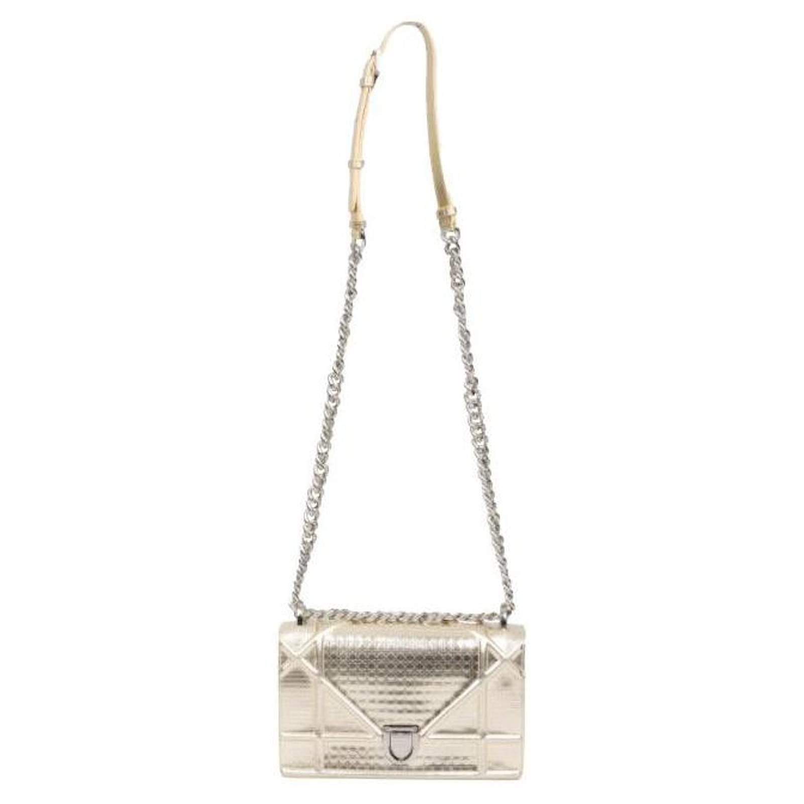 Christian Dior Diorama Medium Flap Bag Golden Leather ref.367070 - Joli ...