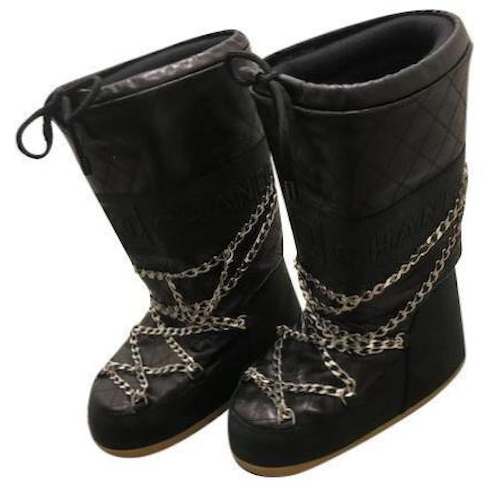 Chanel Moon boots Black Leather  - Joli Closet