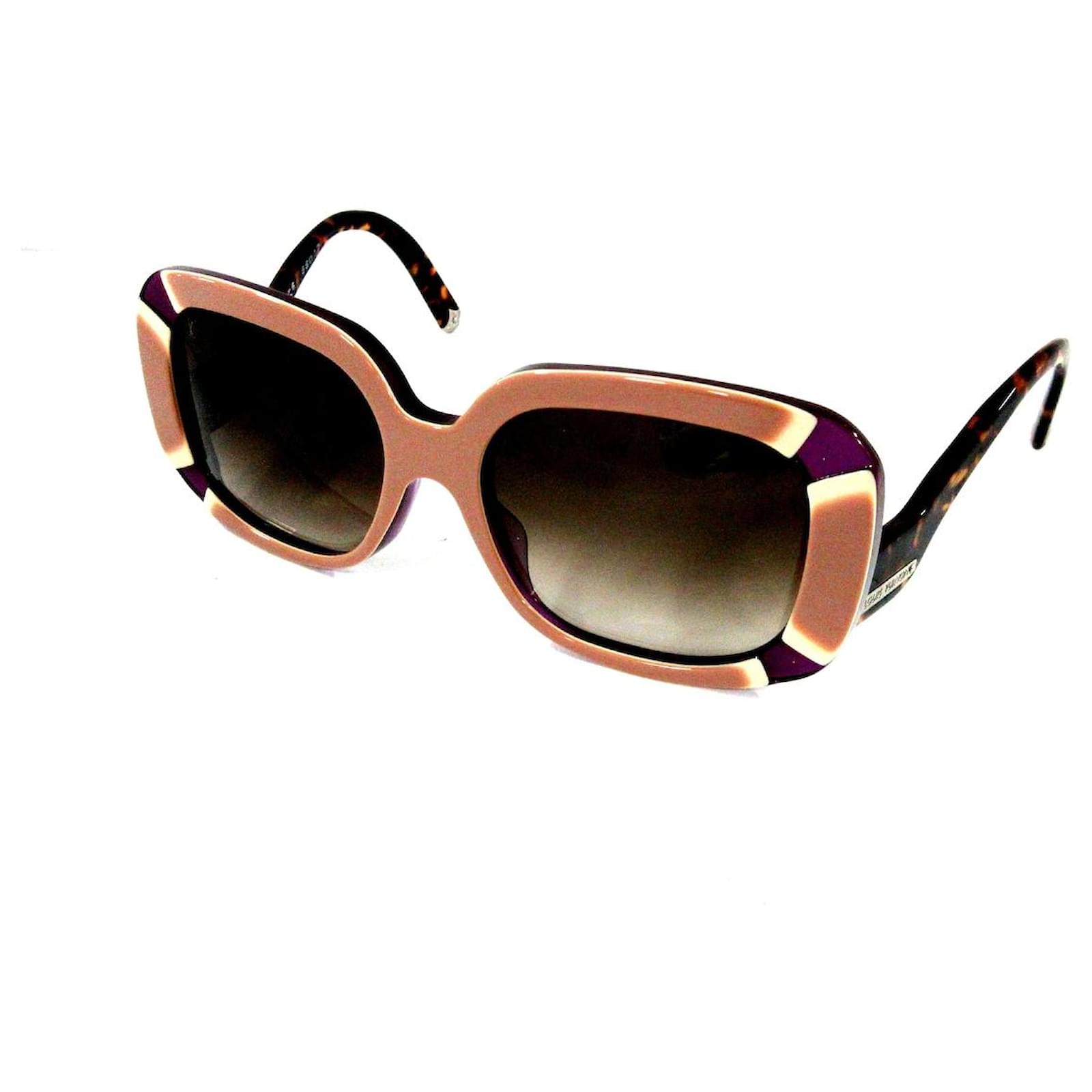 Louis Vuitton Glasses Brown Plastic ref.369592 - Joli Closet