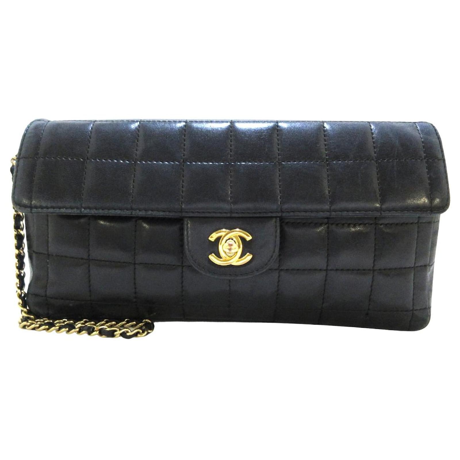 Chanel Chocolate bar Black Leather ref.370479 - Joli Closet