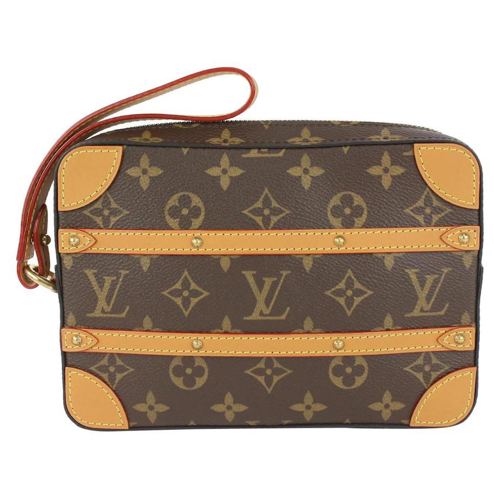 lv monogram soft trunk