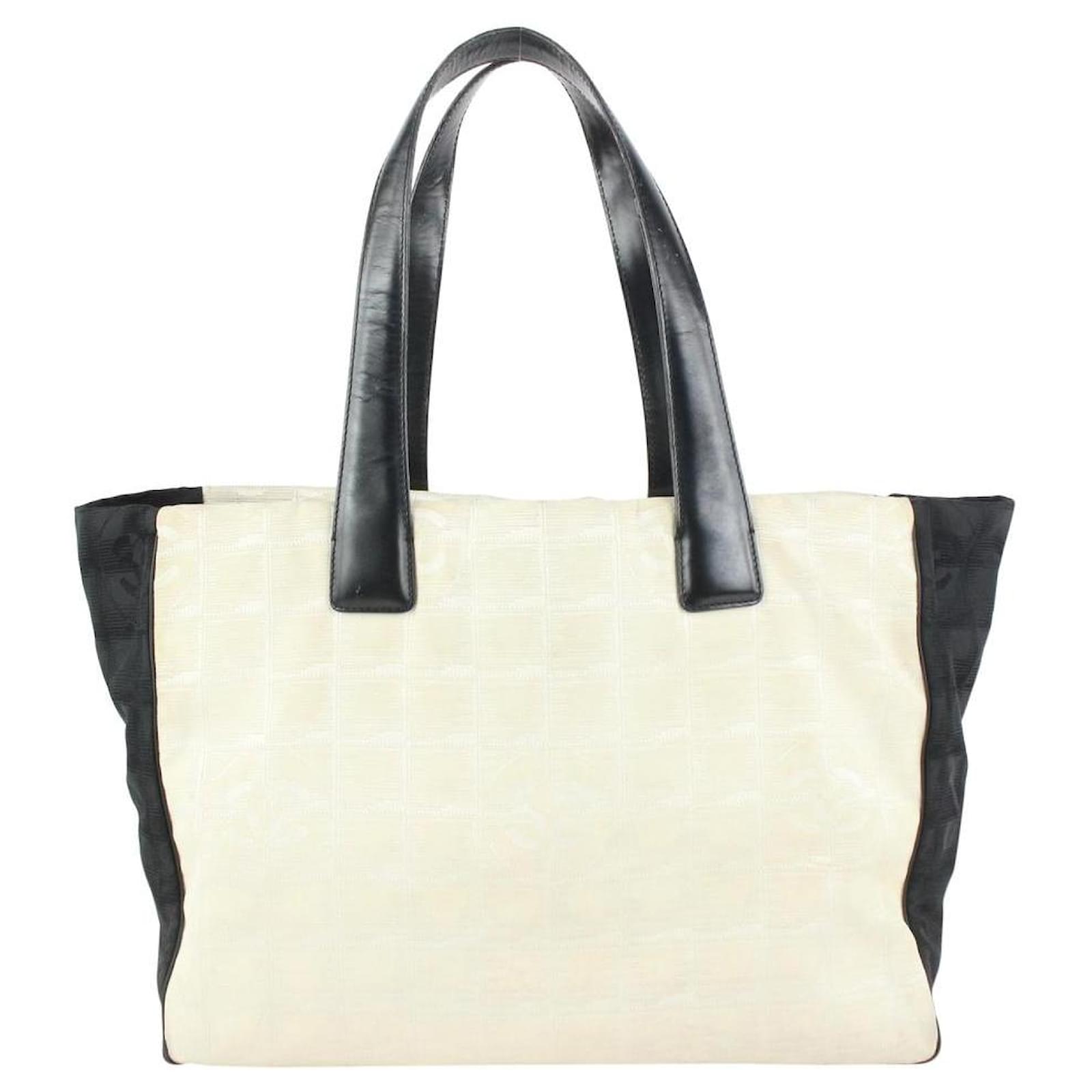 Chanel Bicolor White x Black New Line Shopper Tote bag Leather ref.371243 -  Joli Closet