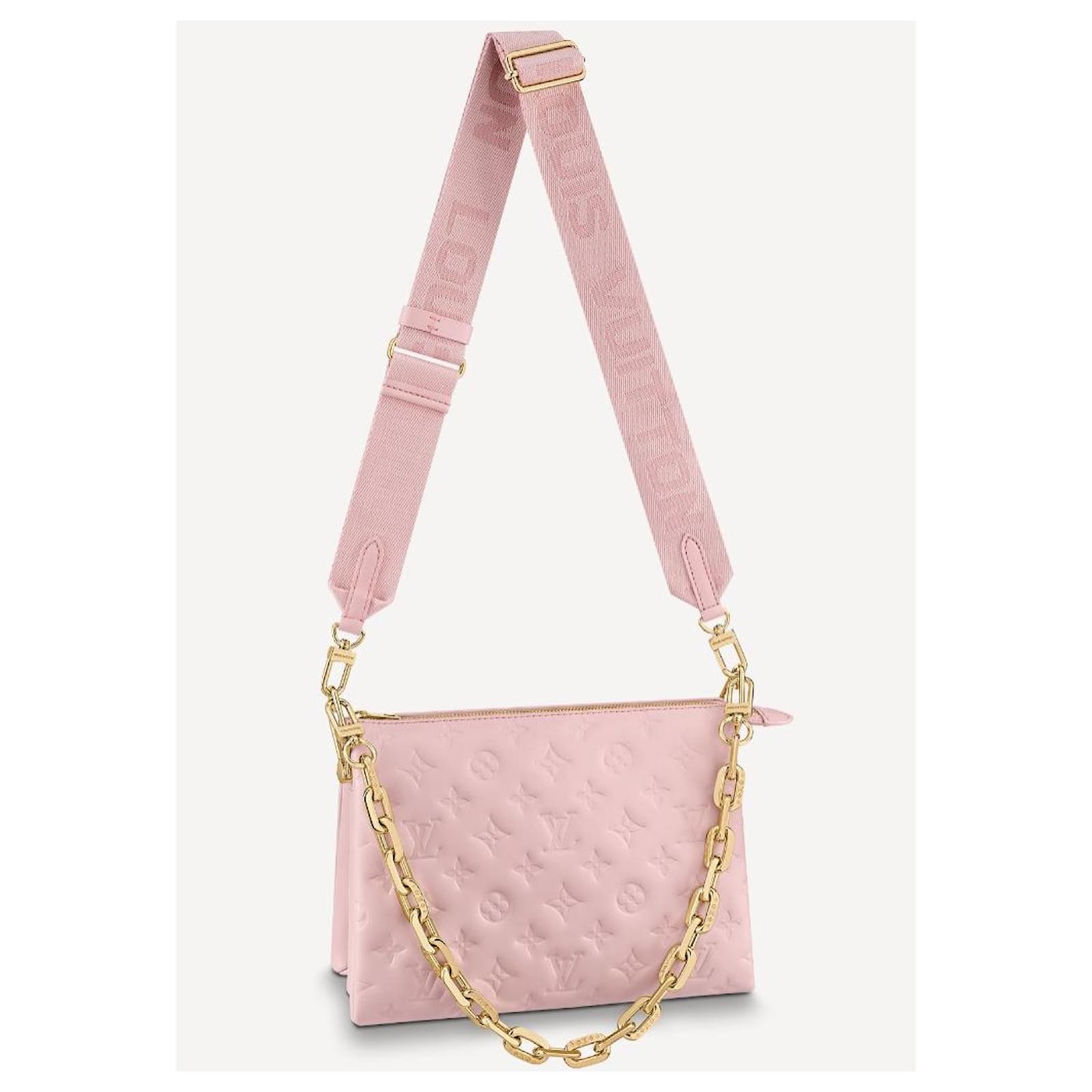 Coussin leather handbag Louis Vuitton Pink in Leather - 26890475