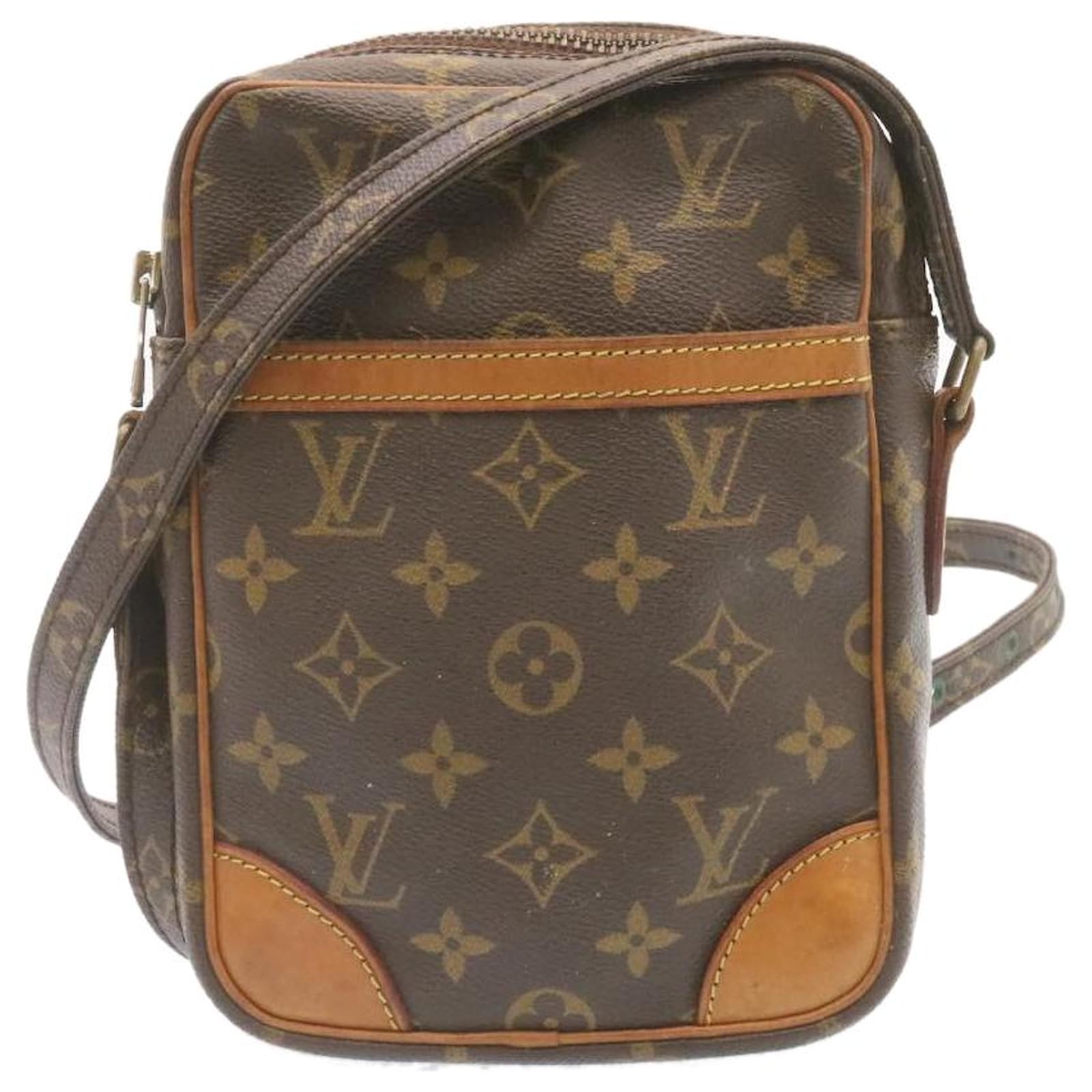 Louis Vuitton Danube Mm Crossbody