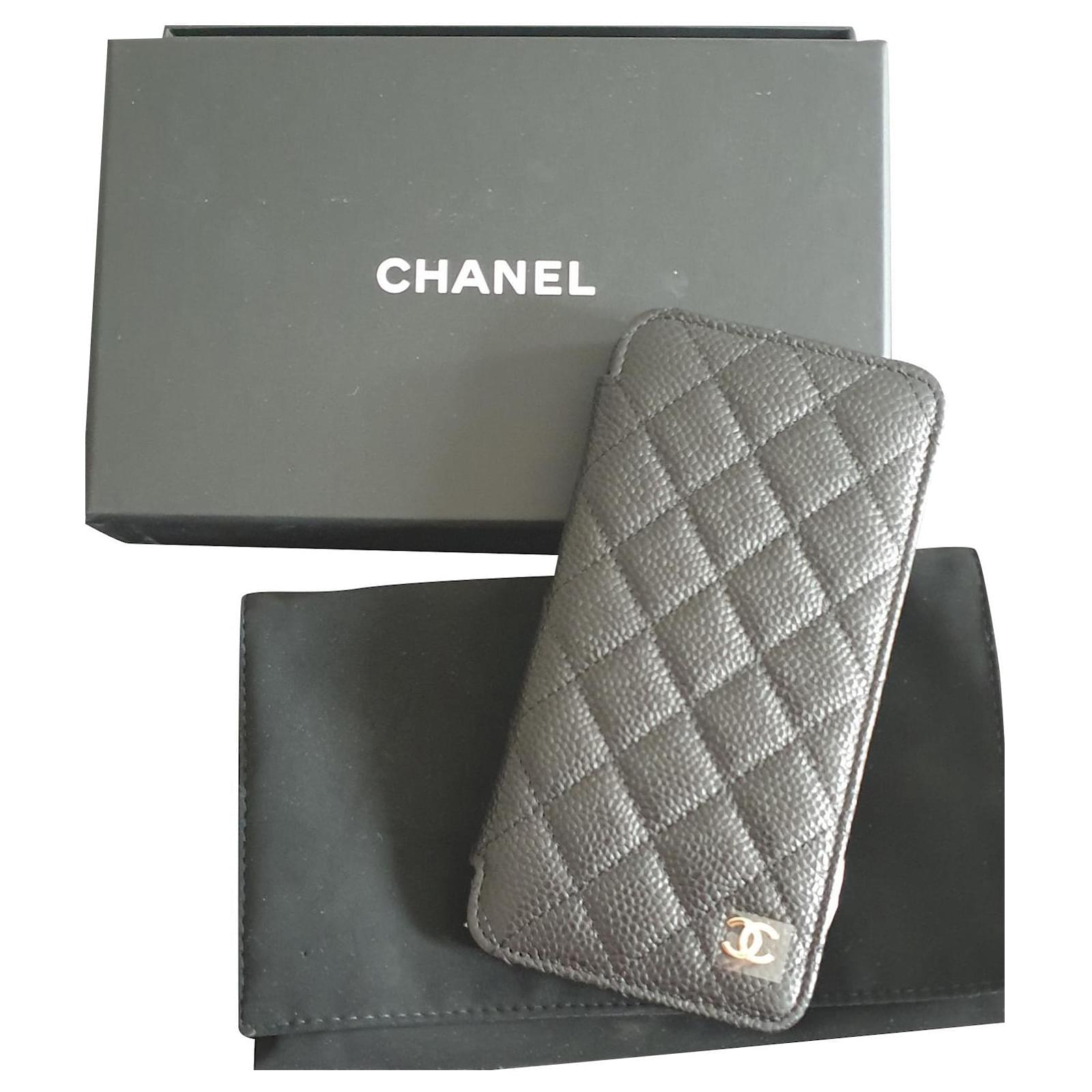 New Chanel phone case Black Leather ref.373203 - Joli Closet