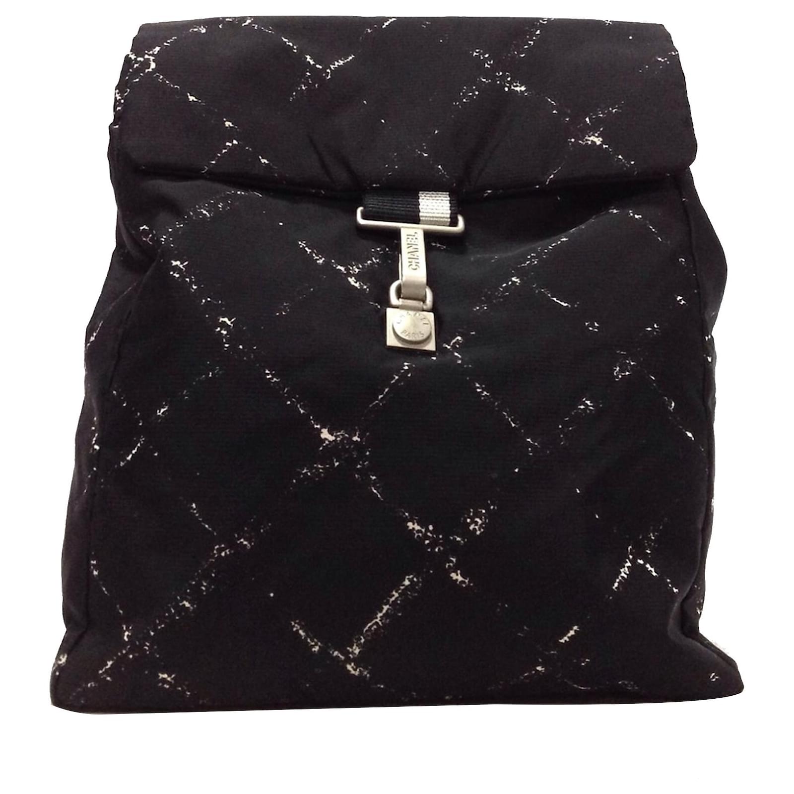 Chanel Black Old Travel Line Nylon Backpack White Cloth ref.374704