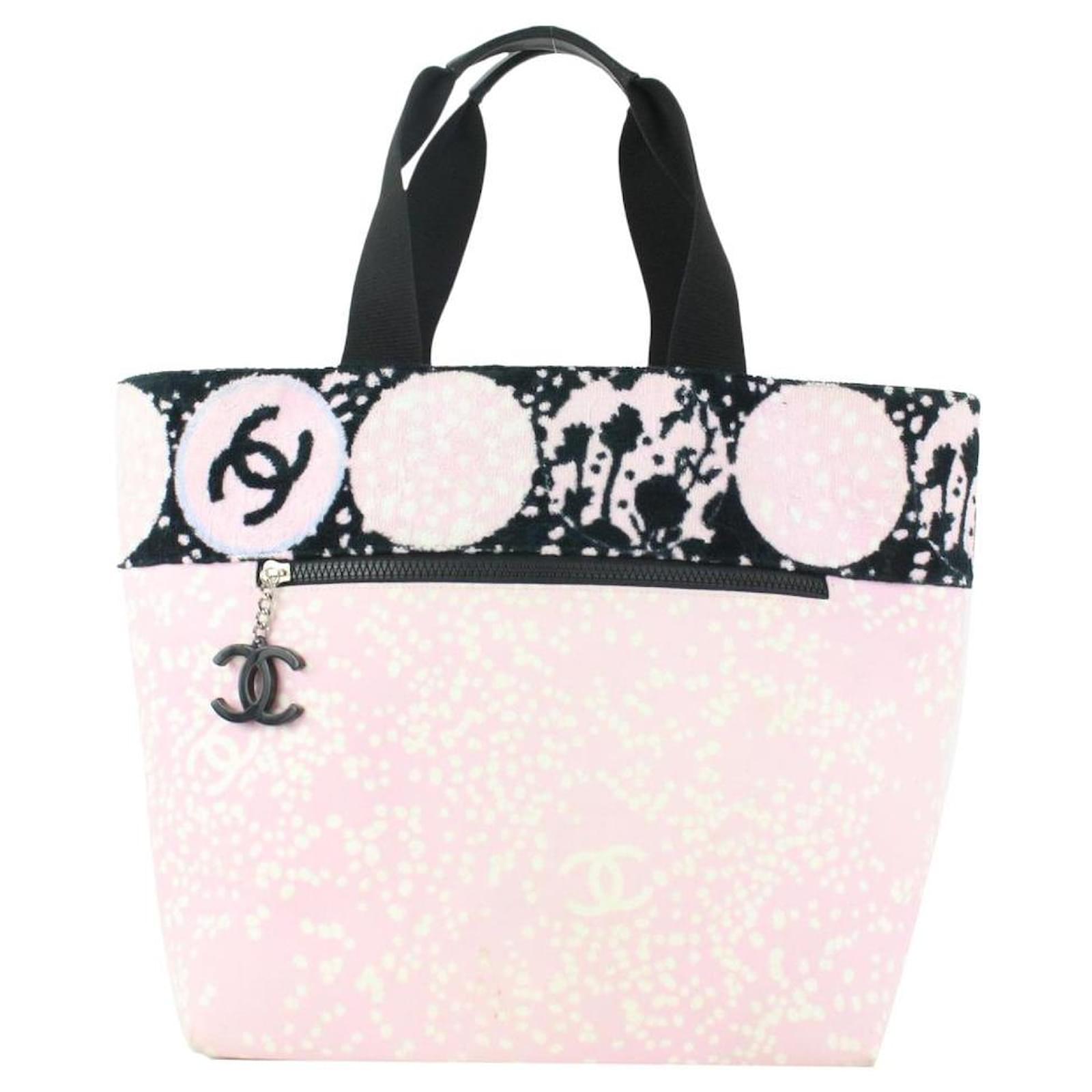 Chanel Pink x Black Terry Cloth CC Logo Tote Bag Leather ref.378178 - Joli  Closet