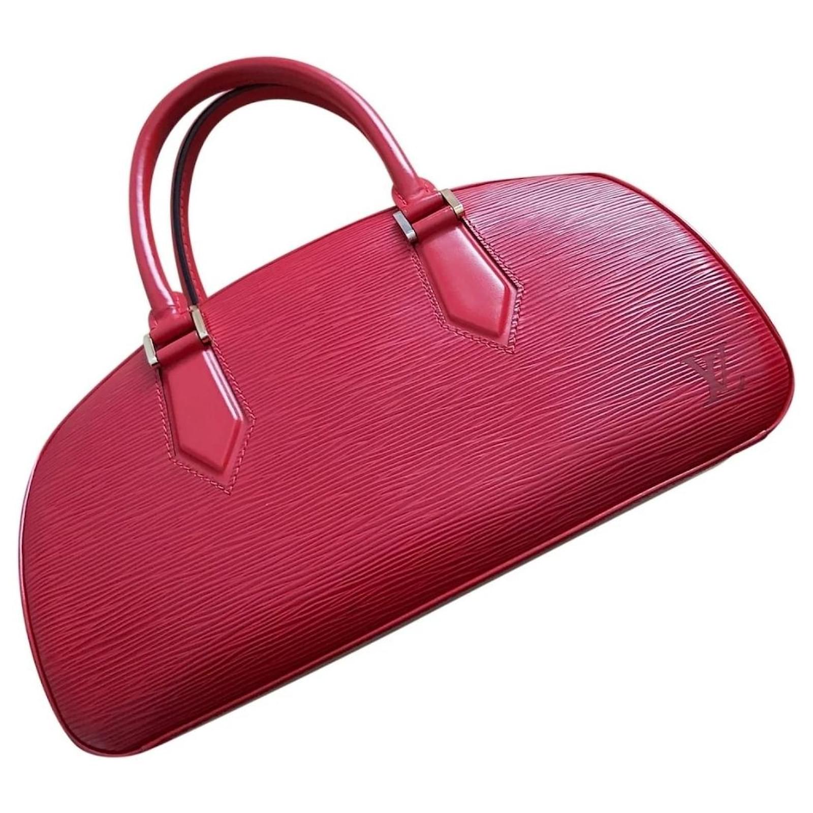 Louis Vuitton Jasmine Red Golden Leather ref.380278 - Joli Closet