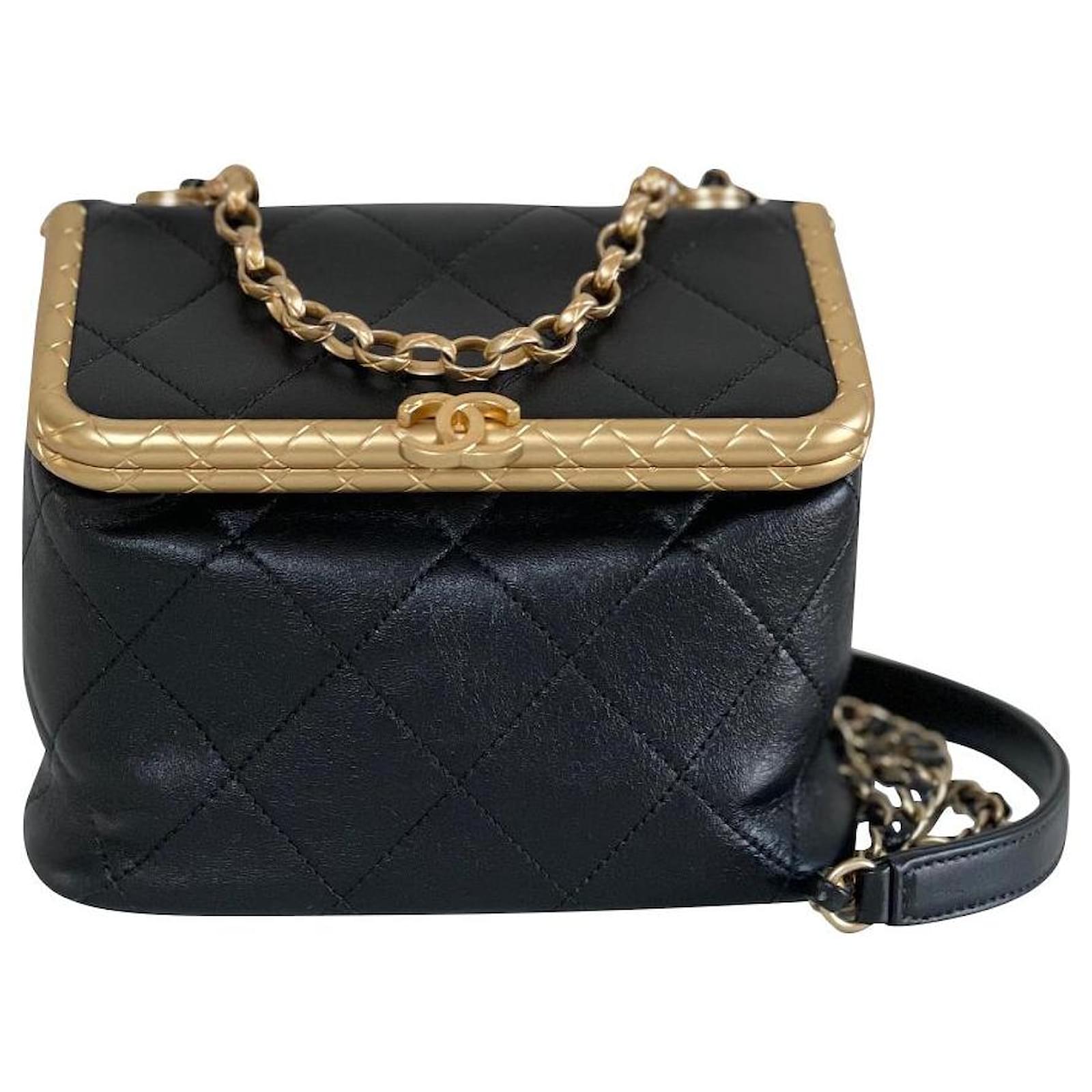 Chanel Kiss Lock “My Crush” bag Black Leather  - Joli Closet