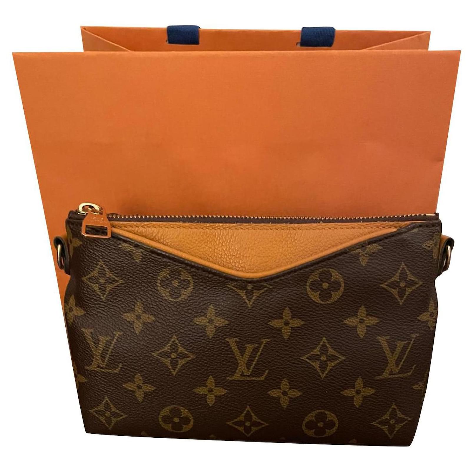 Louis Vuitton LV Pallas bag/clutch Brown Leather ref.381428 - Joli Closet