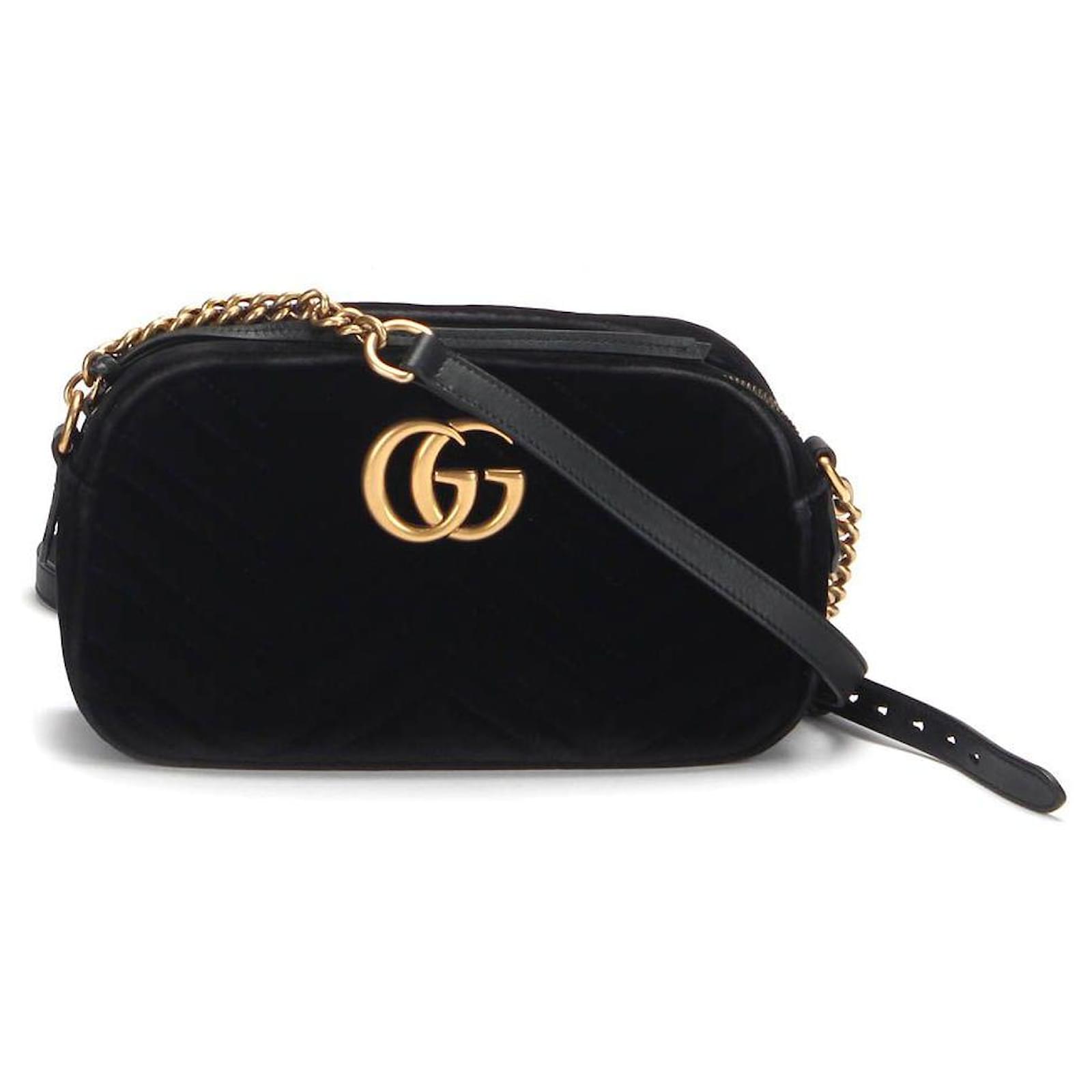 Gucci Small GG Marmont Matelasse Velvet Crossbody Bag in black velvet  ref.381825 - Joli Closet