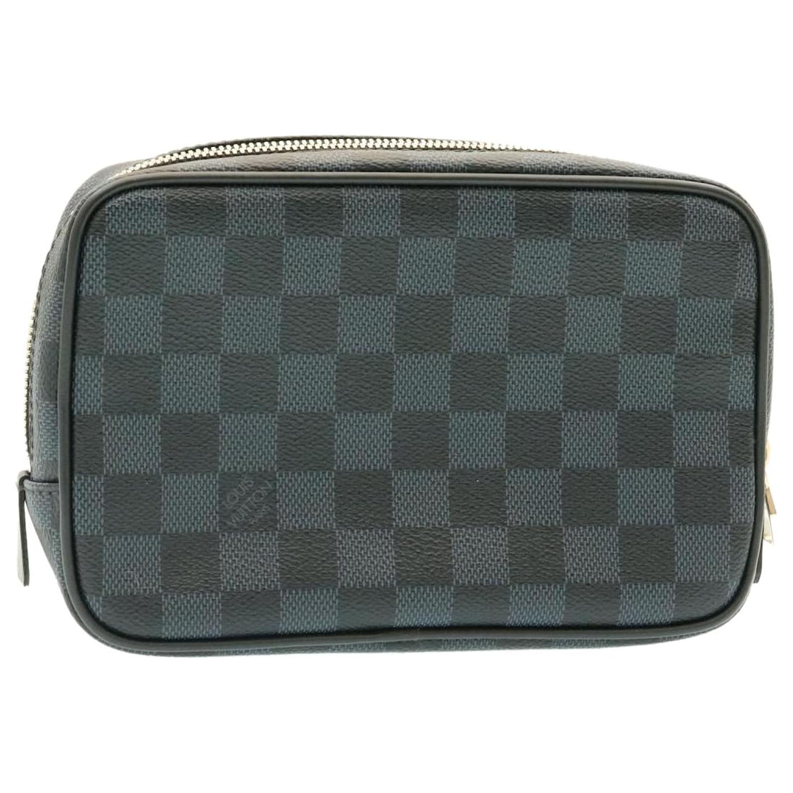 Louis Vuitton Dopp Kit Toilet Pouch Cobalt autres Toiles Monogram