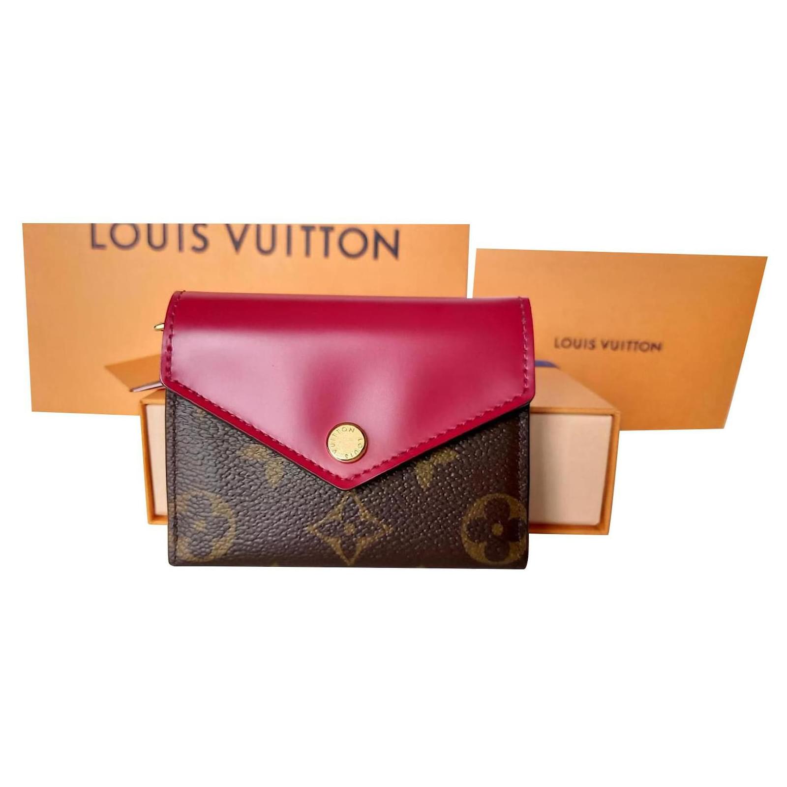 Pre-owned Louis Vuitton Zoe Wallet Monogram Giant Red/pink