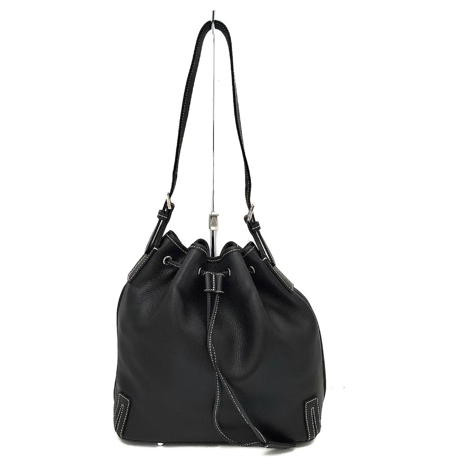 BURBERRY LEATHER BUCKET SHOULDER BAG BLACK 