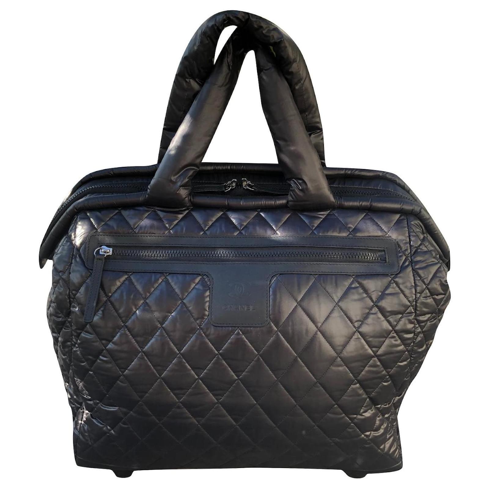 Chanel Coco Cocoon black suitcase Cloth ref.385680 - Joli Closet