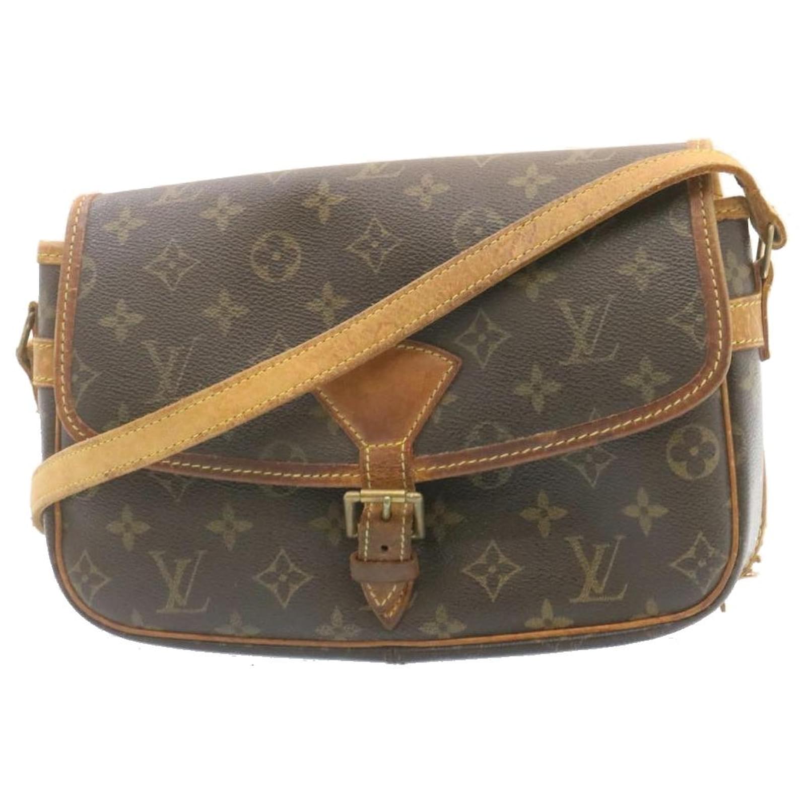 Louis Vuitton Sologne Crossbody Shoulder Bag Monogram M42250