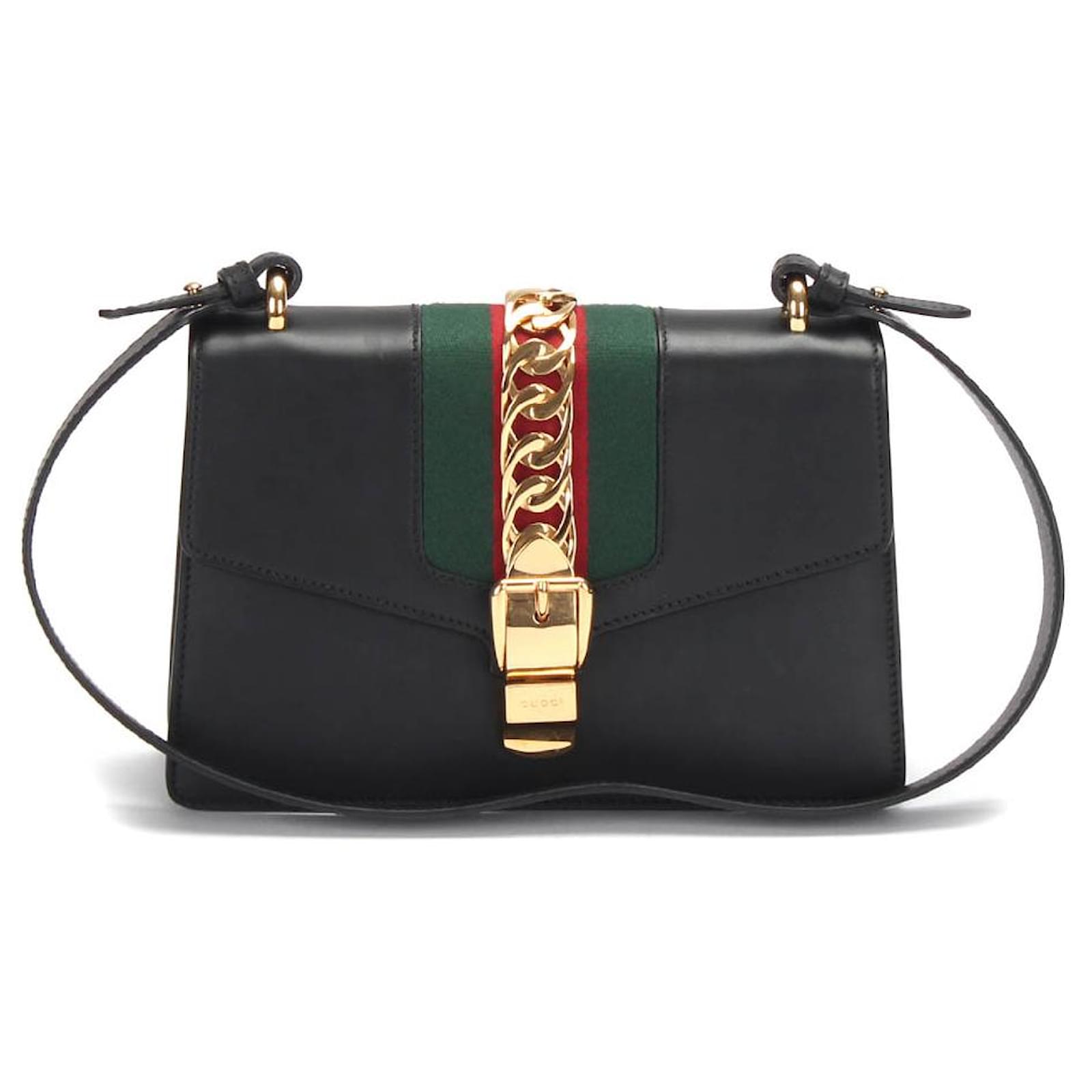 Gucci Sylvie Black Leather ref.388854 - Joli Closet