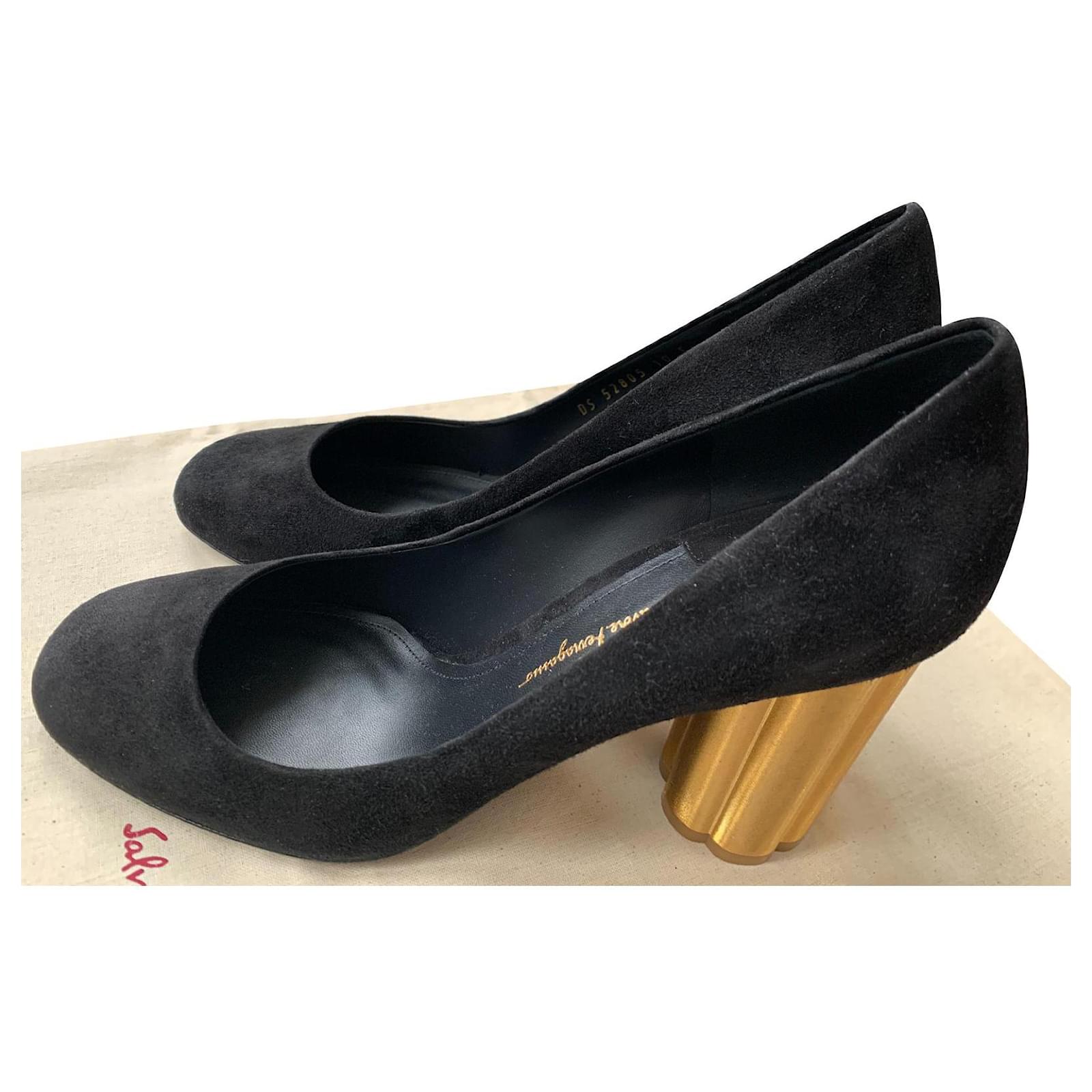 Salvatore Ferragamo LUCCA 85 Black Suede ref.389008 - Joli Closet