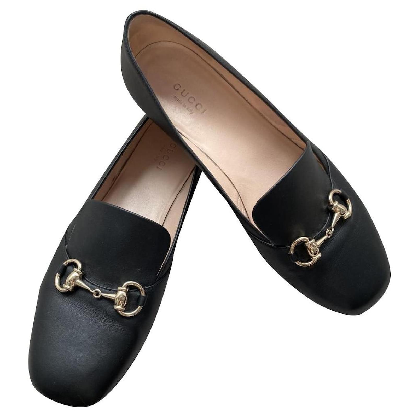 Piso Gucci Negro Cuero ref.389122 - Joli Closet