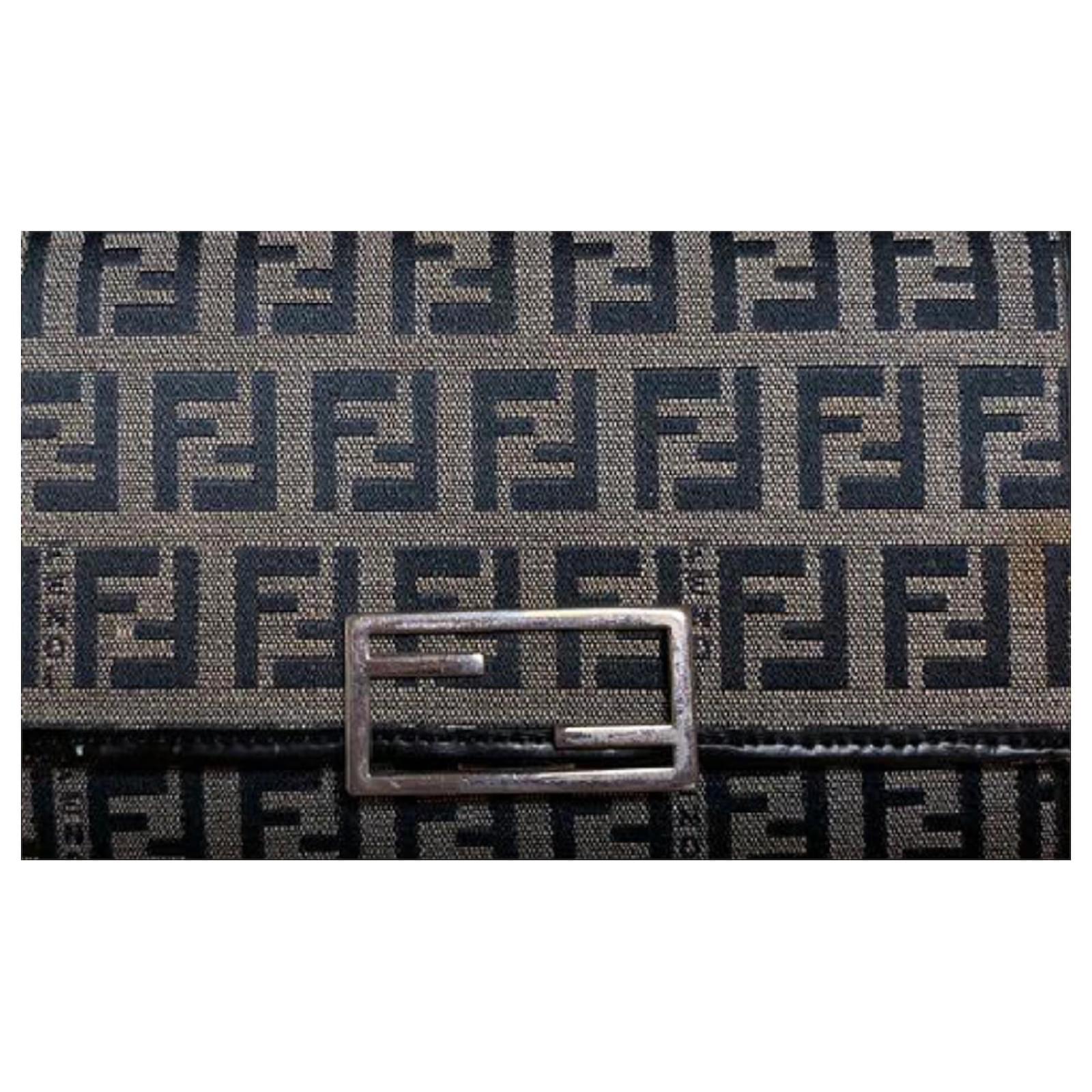 Used fendi wallet Clearance
