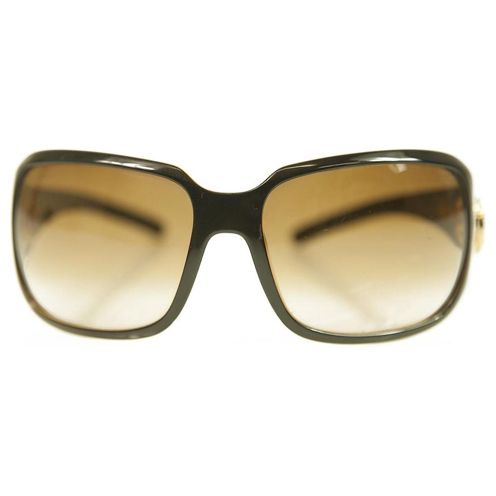 Chanel 6023 Occhiali da sole sfumati con logo CC in metallo color oro con  montatura marrone Plastica ref.389996 - Joli Closet