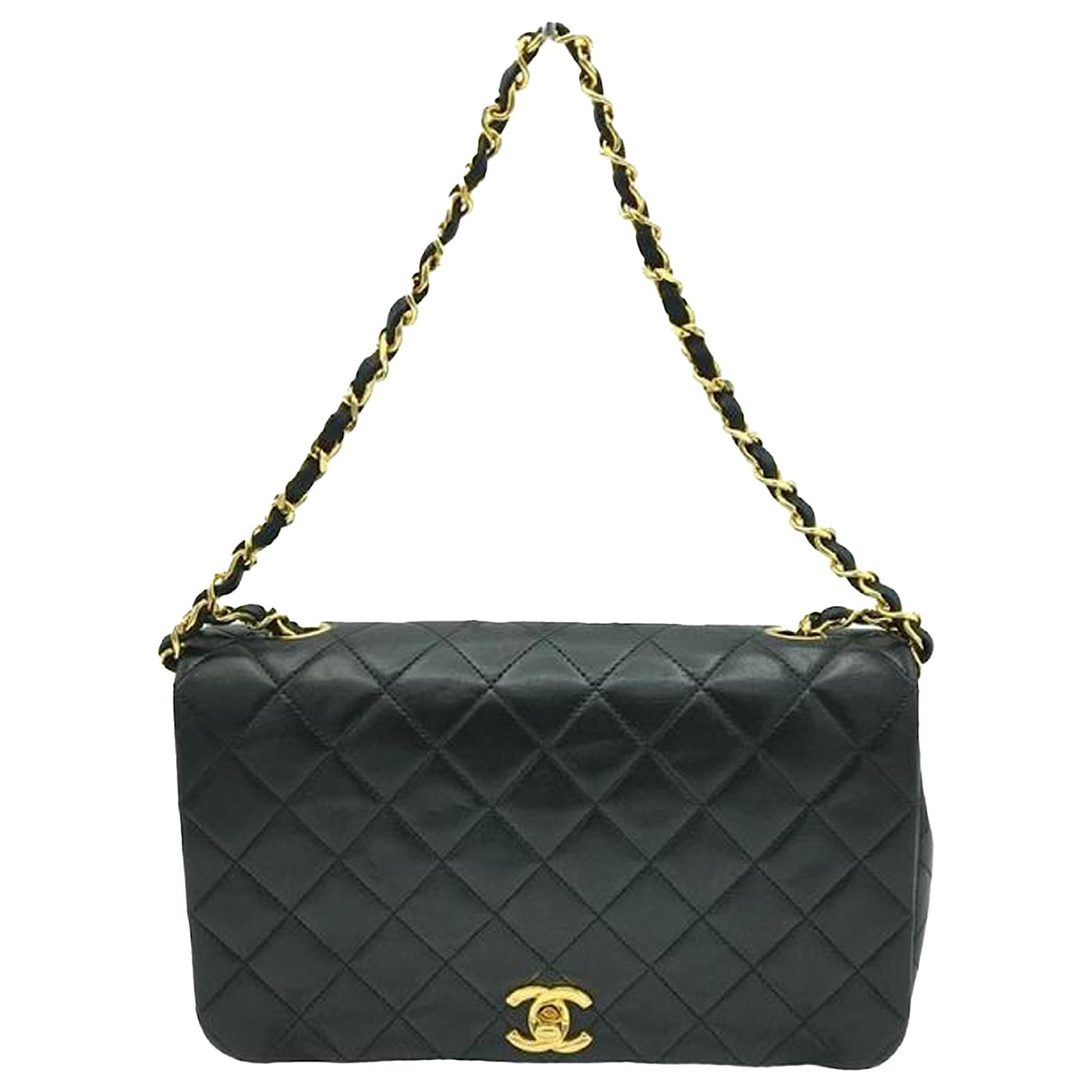 Chanel Black Medium Classic Lambskin Double Flap Leather ref.390251 - Joli  Closet