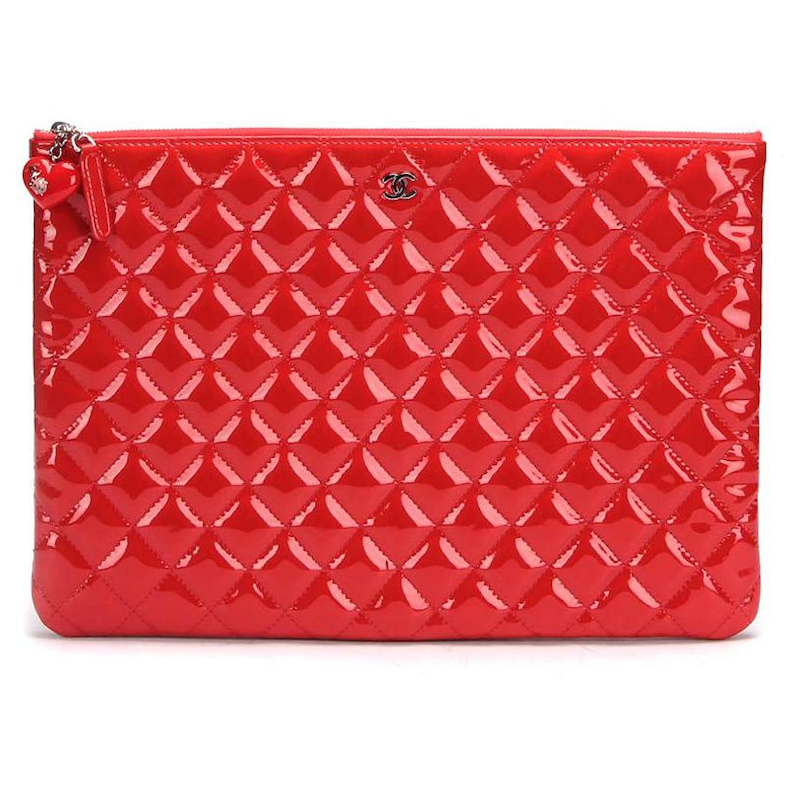 chanel cc matelasse patent leather clutch bag in red patent leather