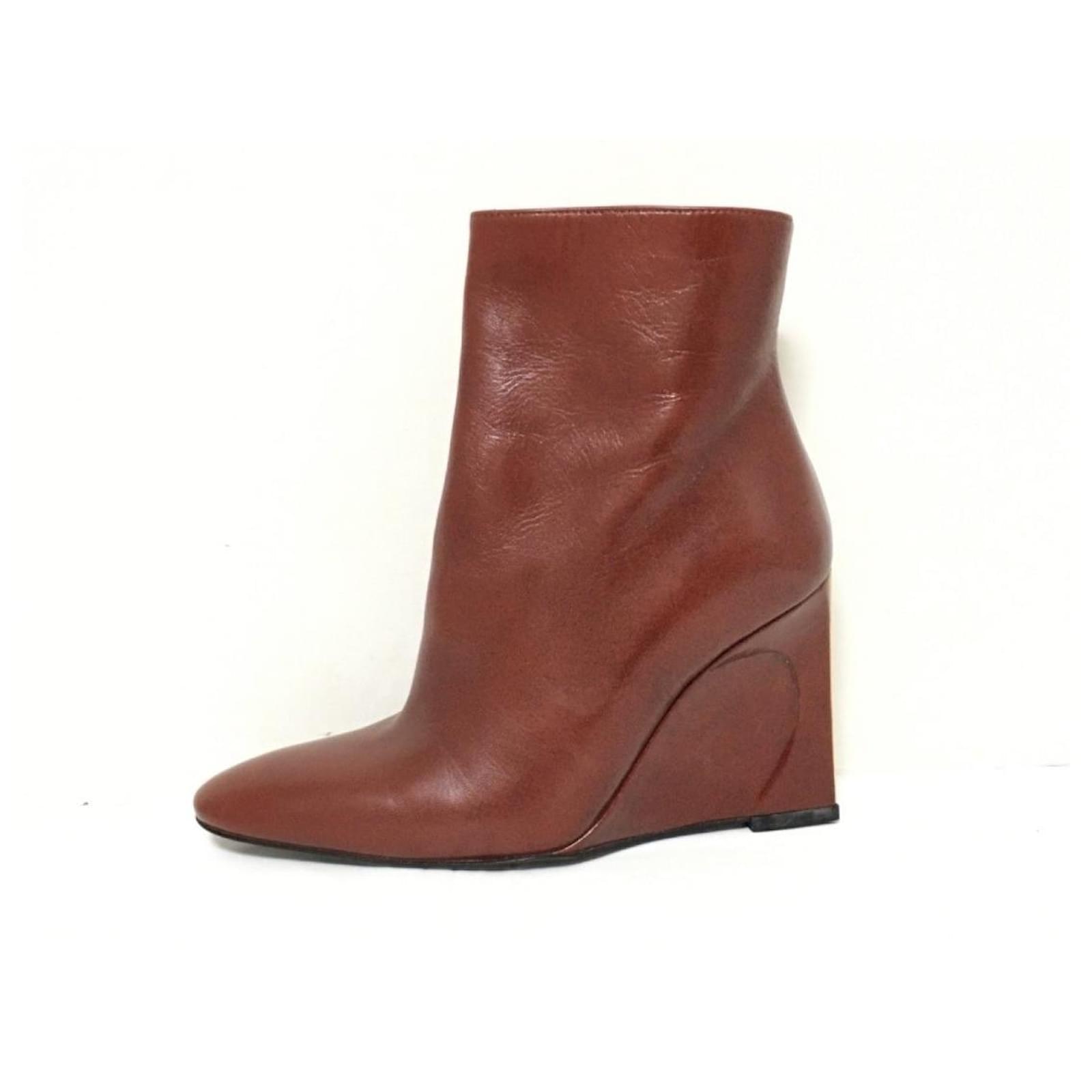 Fendi short boots online