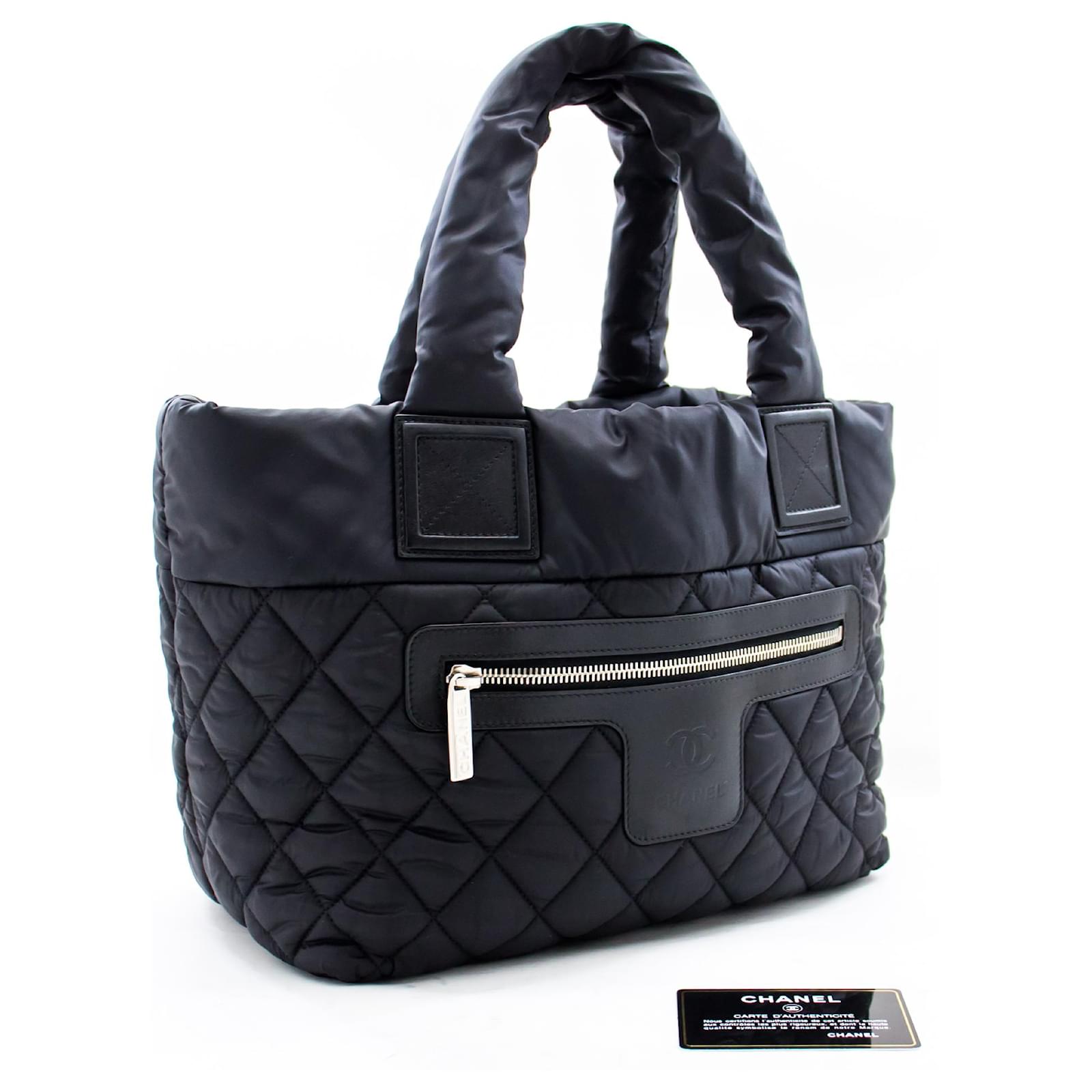 CHANEL Coco Cocoon Nylon Tote Bag Handbag Black Bordeaux Leather ref.391500  - Joli Closet