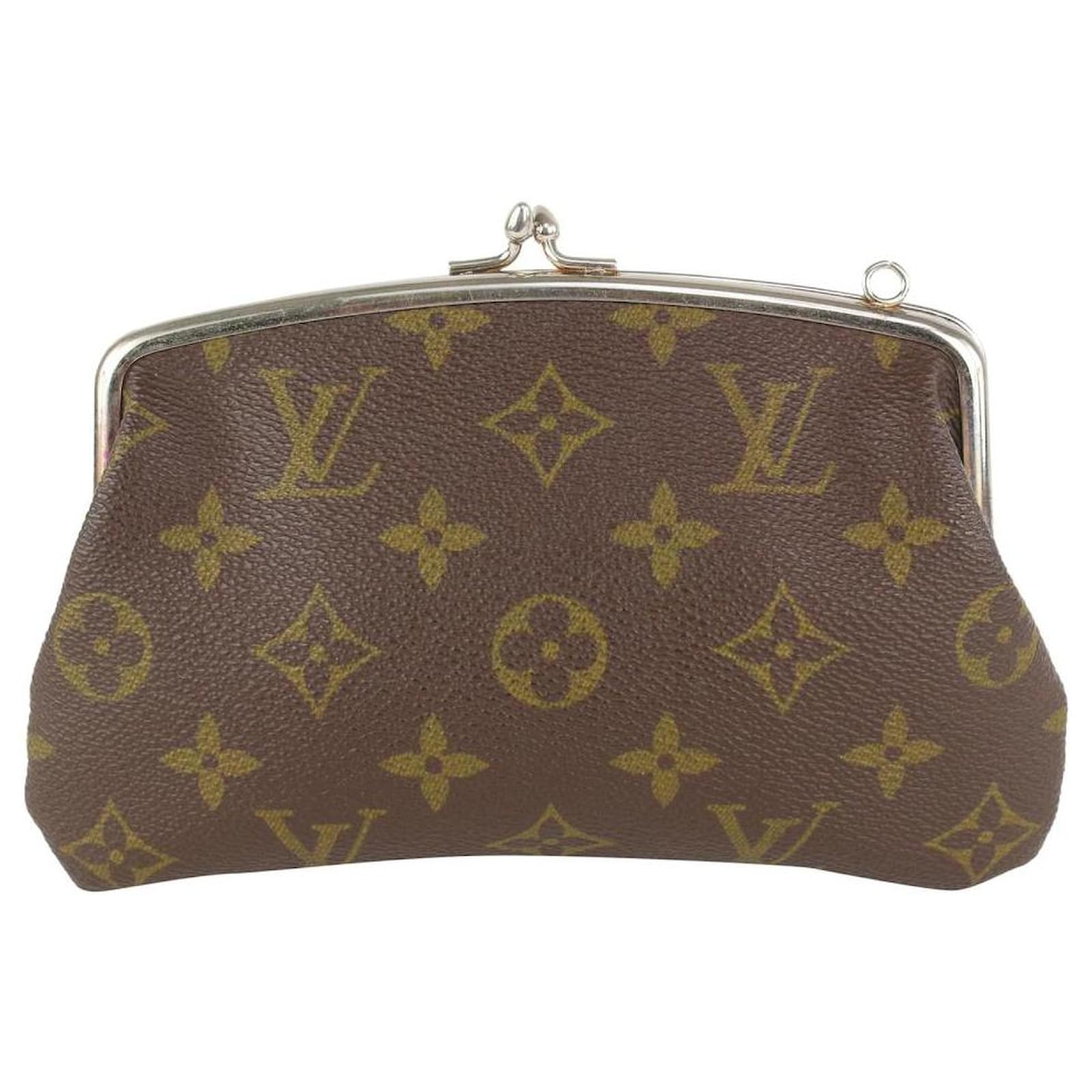 Louis Vuitton Monogram Kisslock Pouch French Twist Coin Purse ref.391712 -  Joli Closet