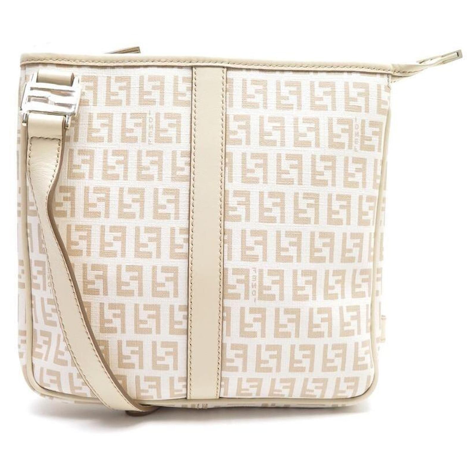 fendi vintage monogram bolsa