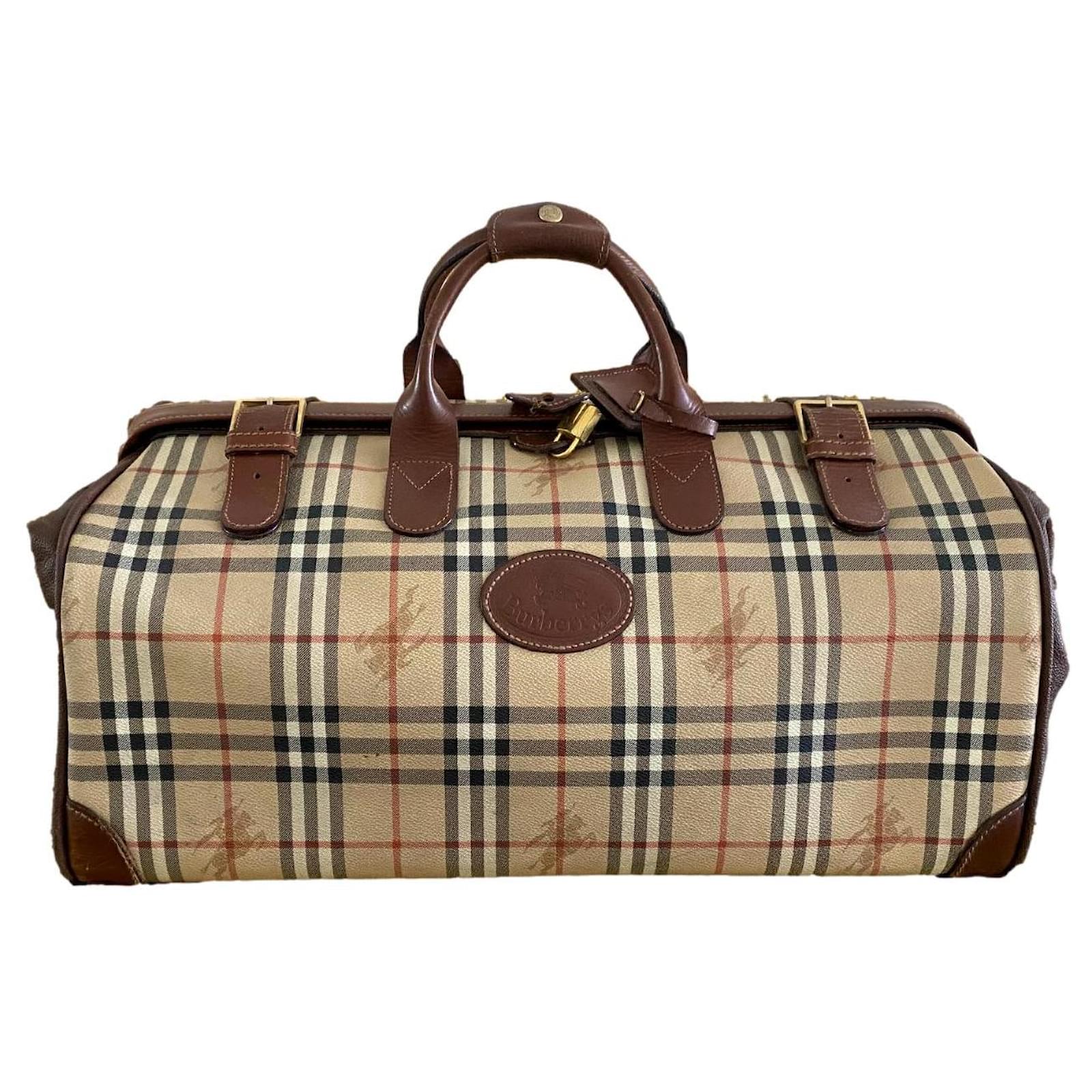 Leather travel bag Burberry Beige in Leather - 26273569