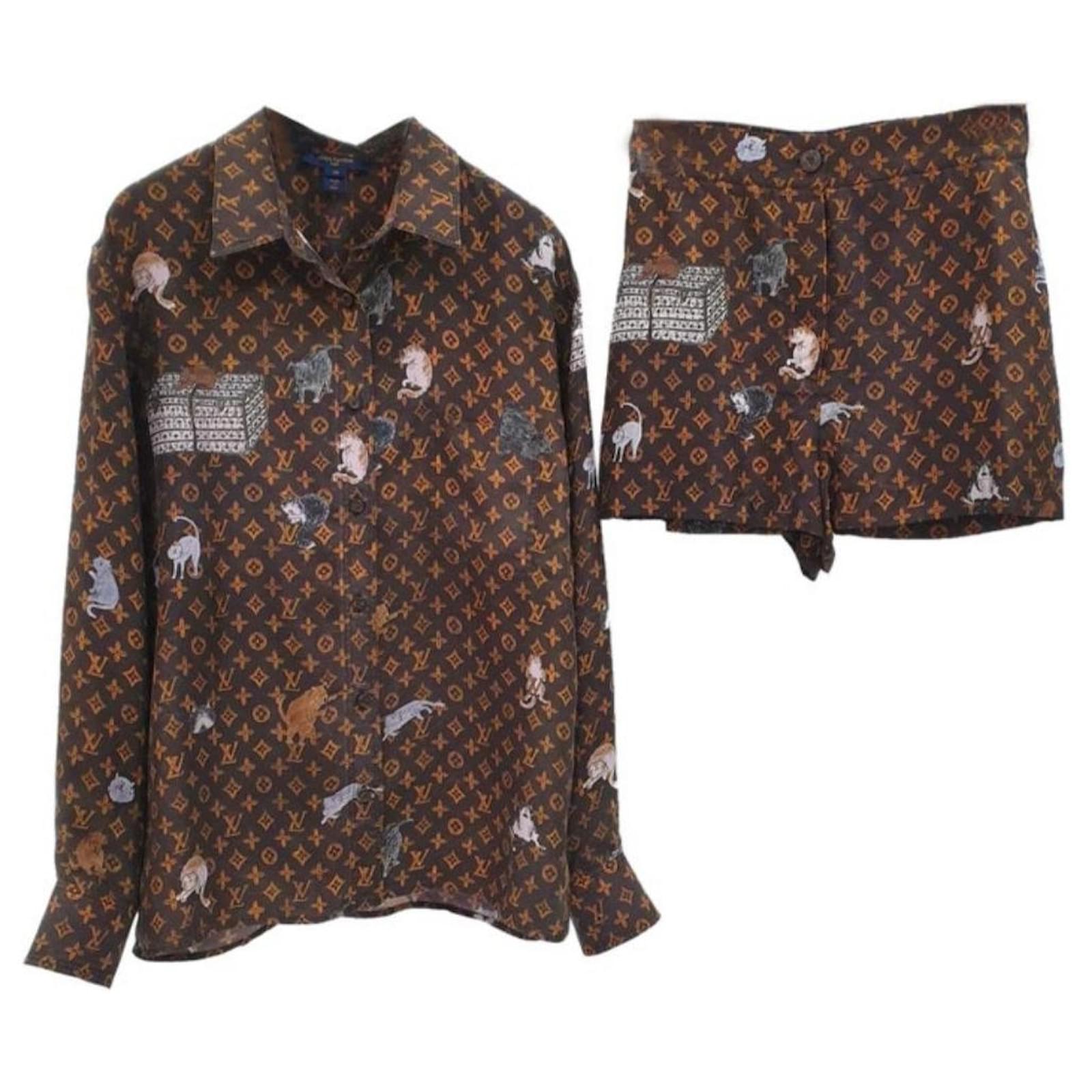 Louis Vuitton Grace Coddington Pet Shorts Suit Multiple colors Silk  ref.396199 - Joli Closet