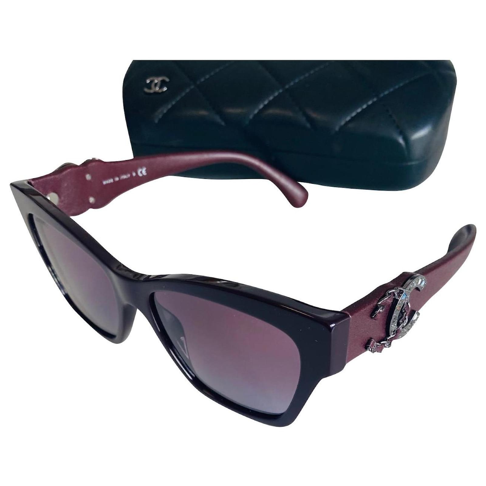 Chanel Sunglasses Dark purple Plastic ref.397093 - Joli Closet