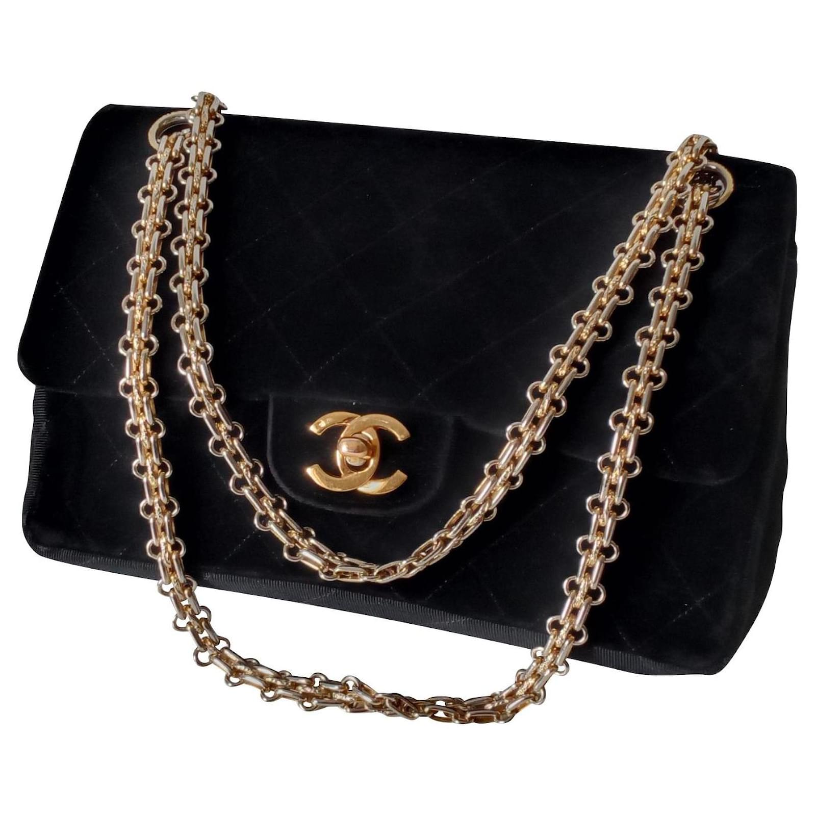Chanel Timeless Classique Vintage velvet bag Black ref.397320 - Joli Closet