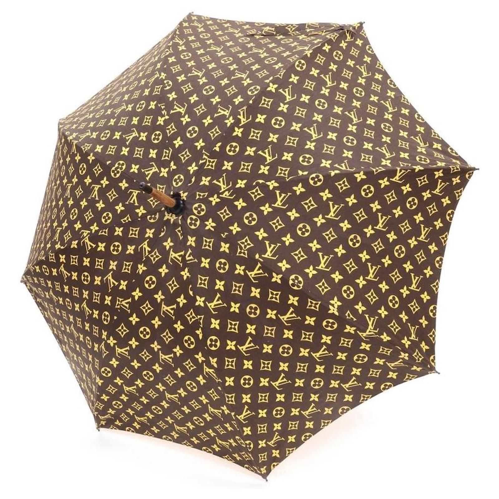 Louis Vuitton Monogram Giboulees Umbrella - Yoogi's Closet